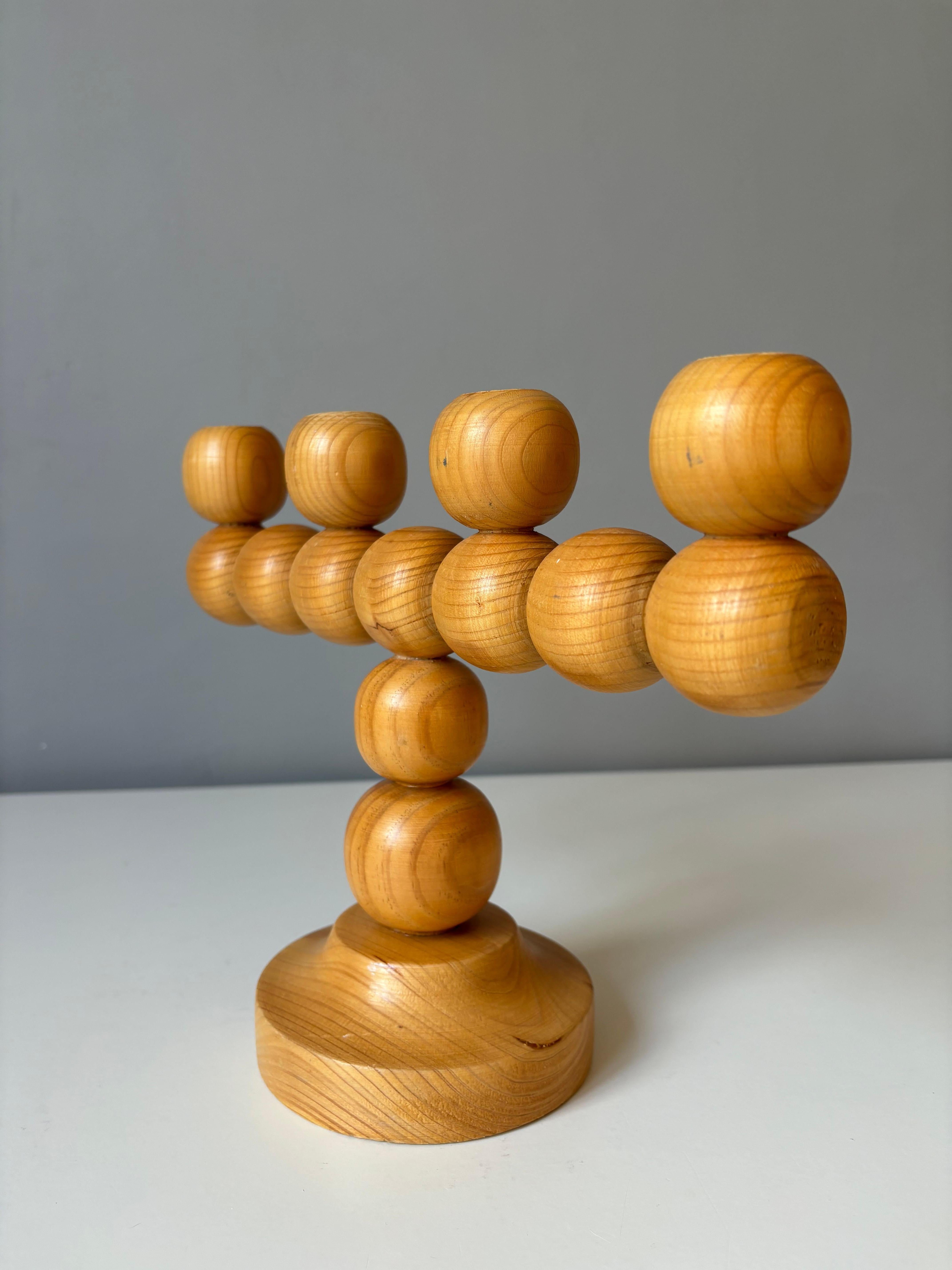 20ième siècle Candélabre suédois vintage Kaija Aarikka style pin en bois de pin en vente