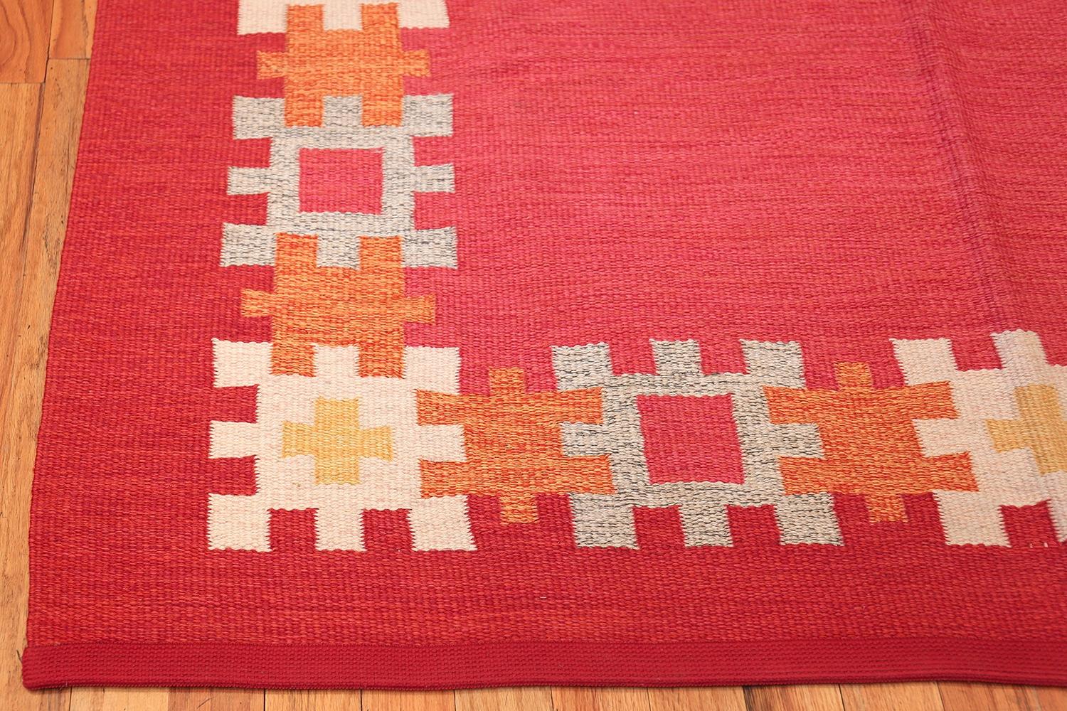 20th Century Vintage Swedish Kilim by Ingegerd Silow. 6 ft 4 in x 9 ft For Sale