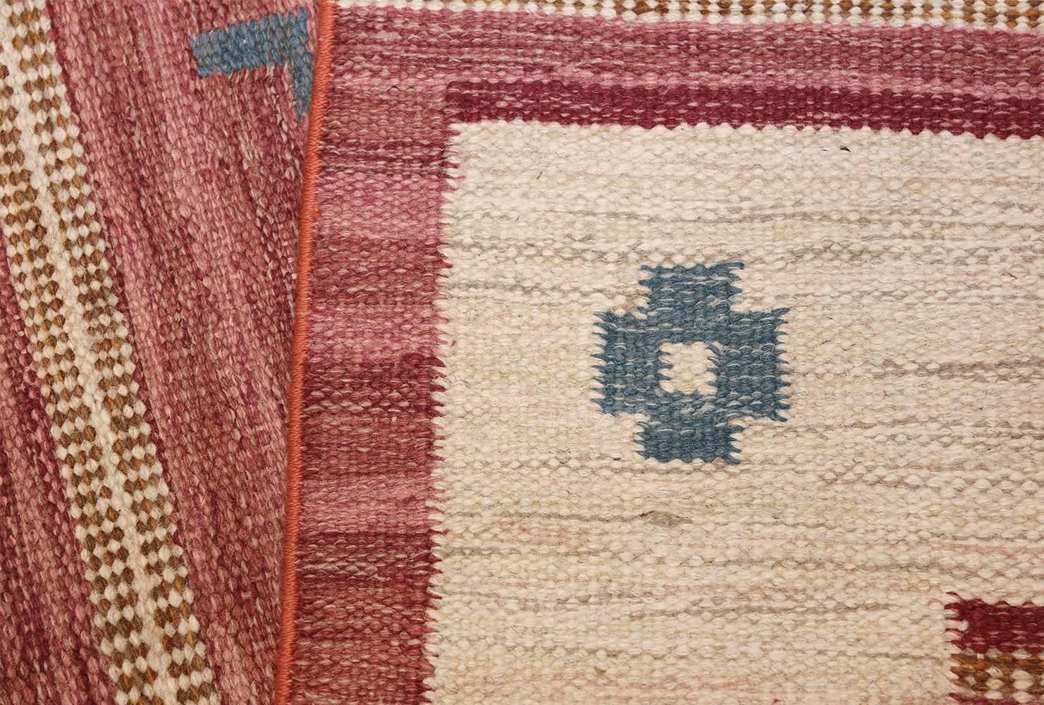 Wool Vintage Swedish Kilim by Svensk Hemslojd. Size: 5' 5