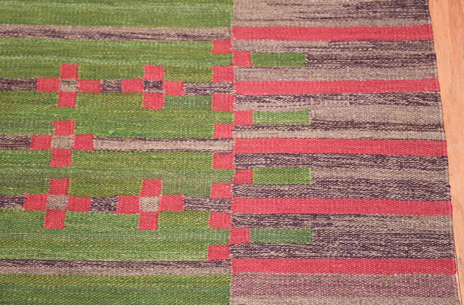 Vintage Swedish Kilim In Excellent Condition In New York, NY