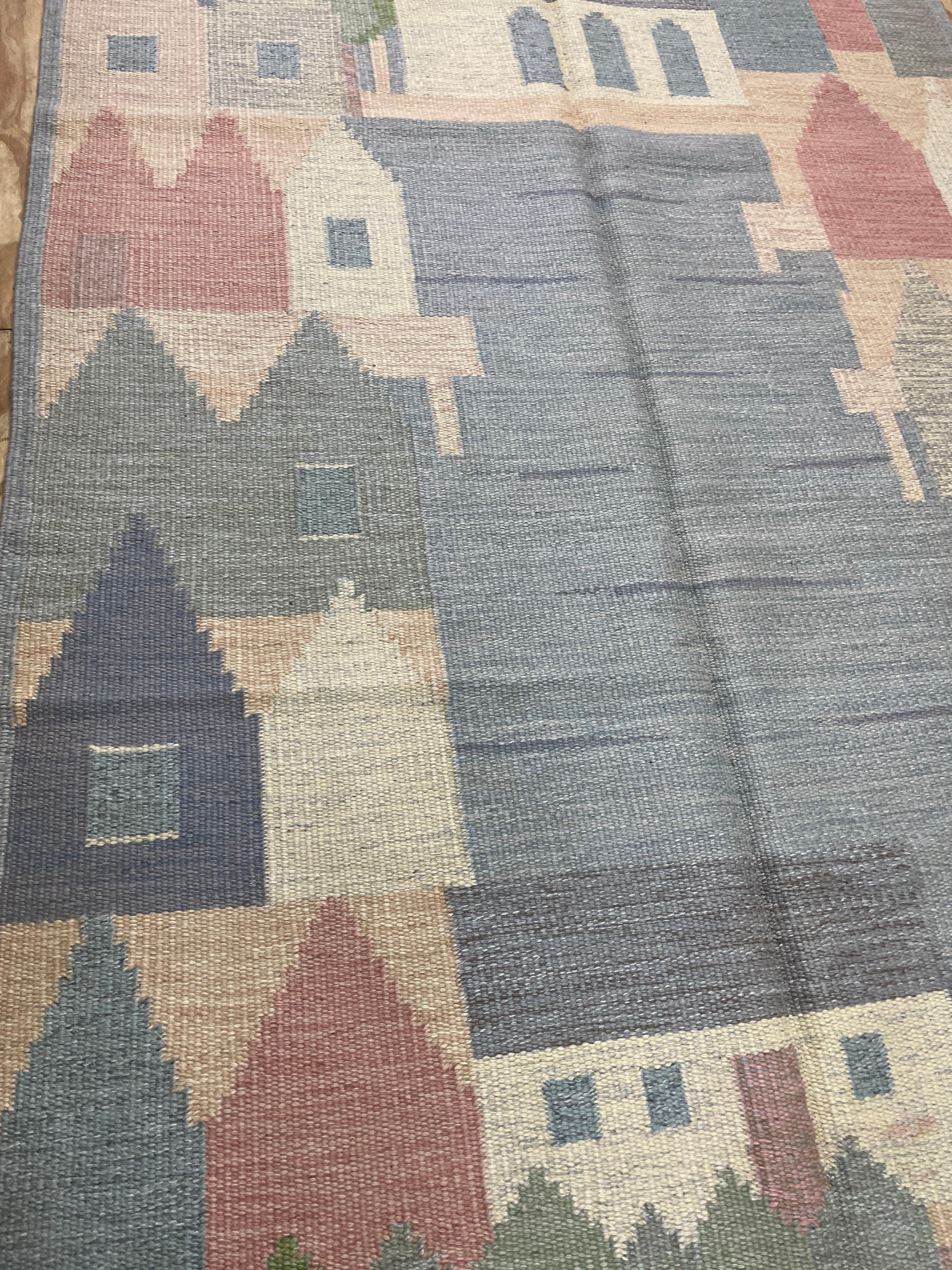   Vintage Swedish Kilim,  Most Unusual In Excellent Condition For Sale In Evanston, IL