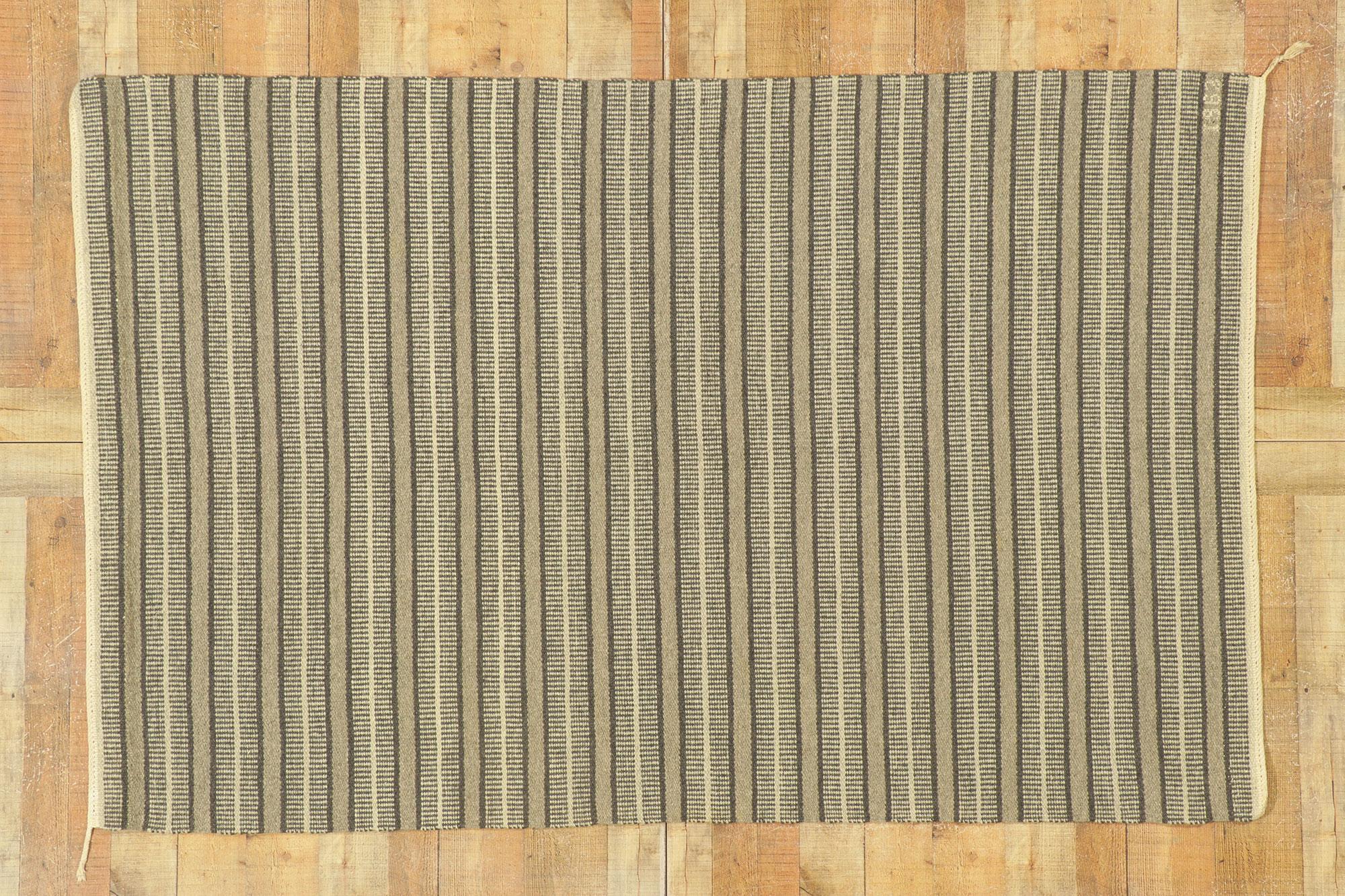20ième siècle Tapis Kilim Rollakan suédois vintage, Randig Med Tvist en vente