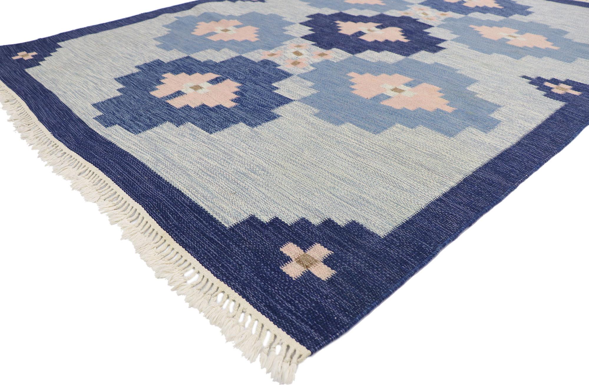 78107 vintage Swedish Kilim Rollakan rug with Scandinavian Modern style 05'09 x 07'08. With its geometric design and bohemian hygge vibes, this hand-woven wool Swedish Kilim rug beautifully embodies the simplicity of Scandinavian modern style. The