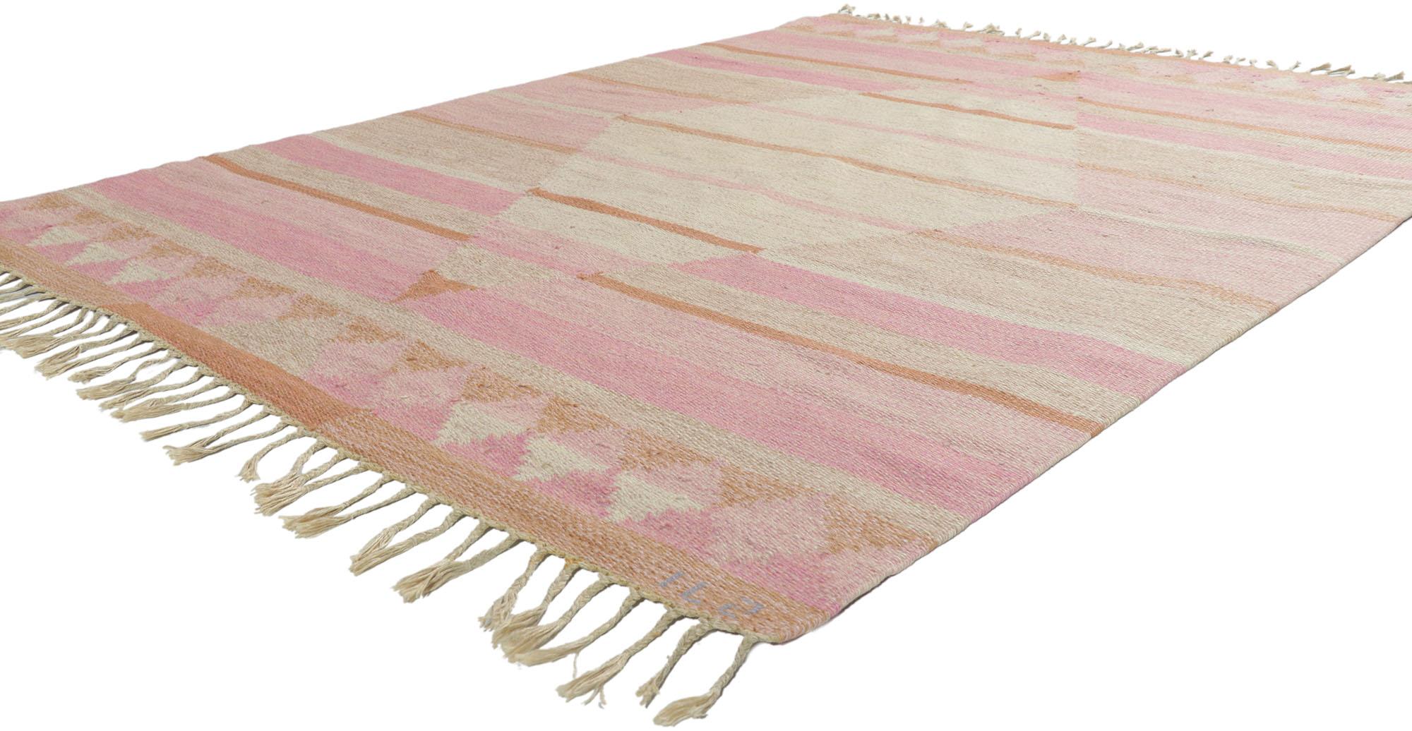 78250 Vintage Finnish Flatweave Rug for ILS, 05'04 x 06'11.
Emanating Scandinavian Modern style with incredible detail and texture, this handwoven Finnish flatweave rug is a captivating vision of woven beauty. The eye-catching geometric design and