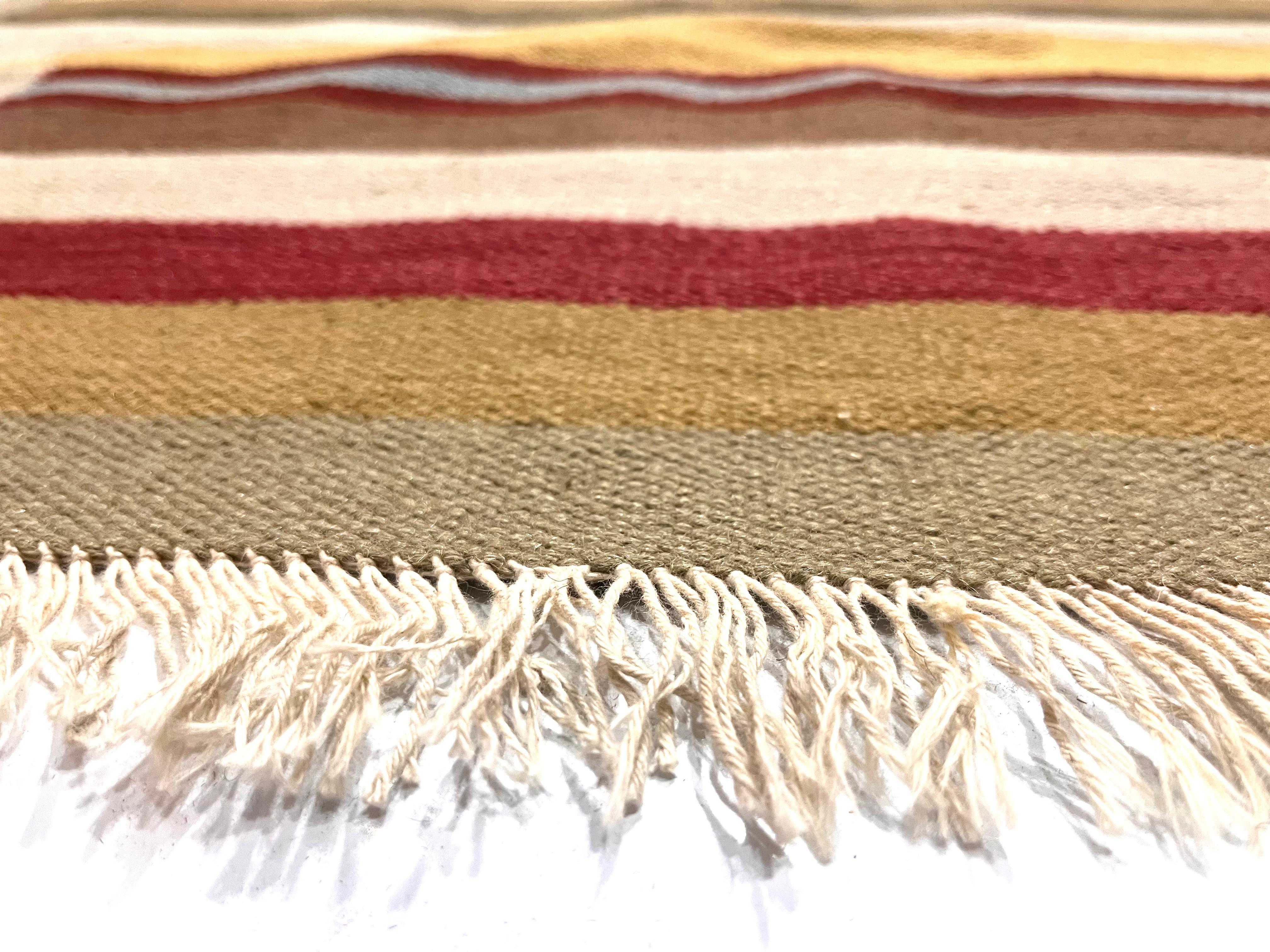 Rug & Kilim suédois vintage 4'0