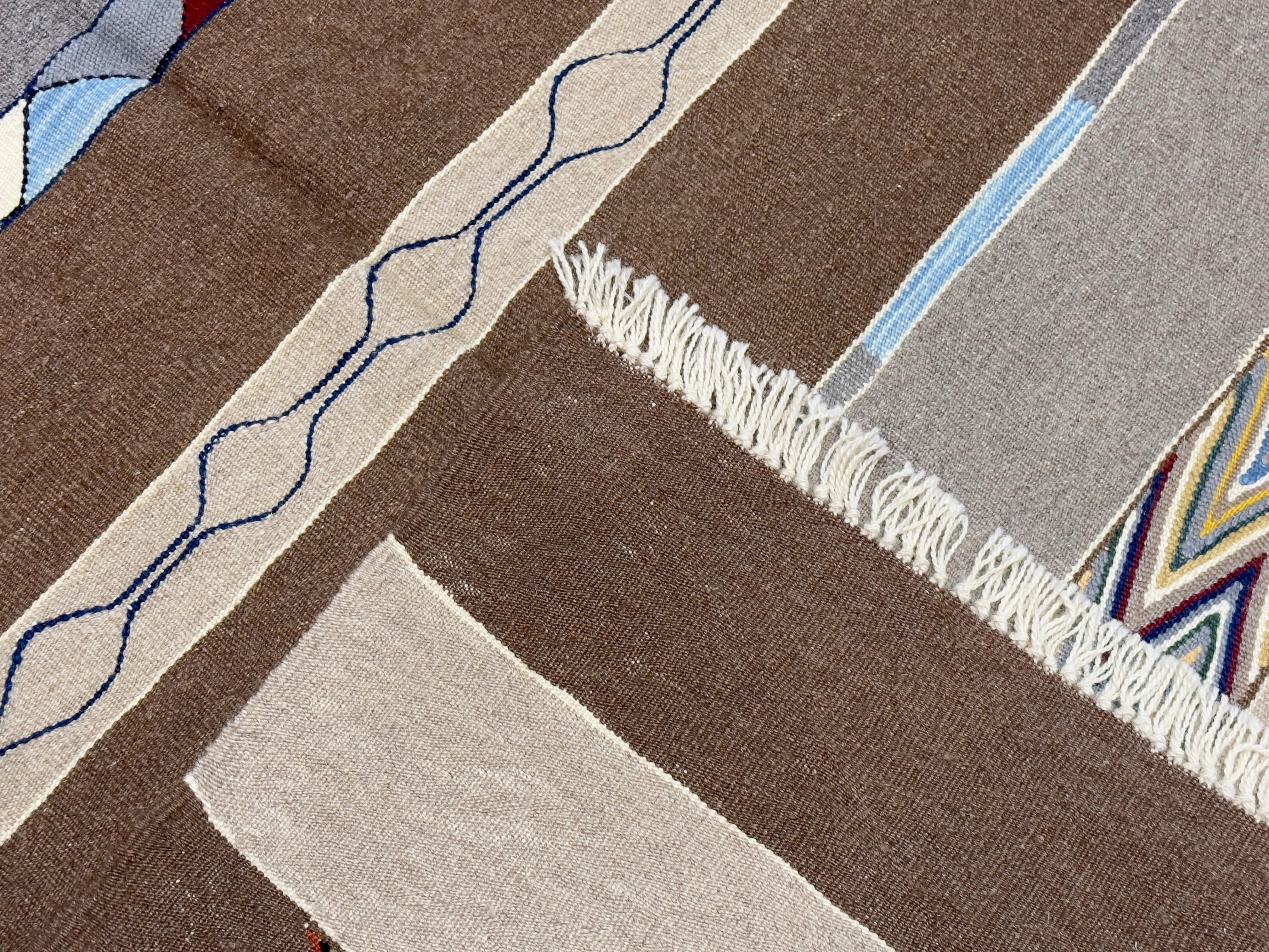 Vintage Swedish Kilim Rug 4’10