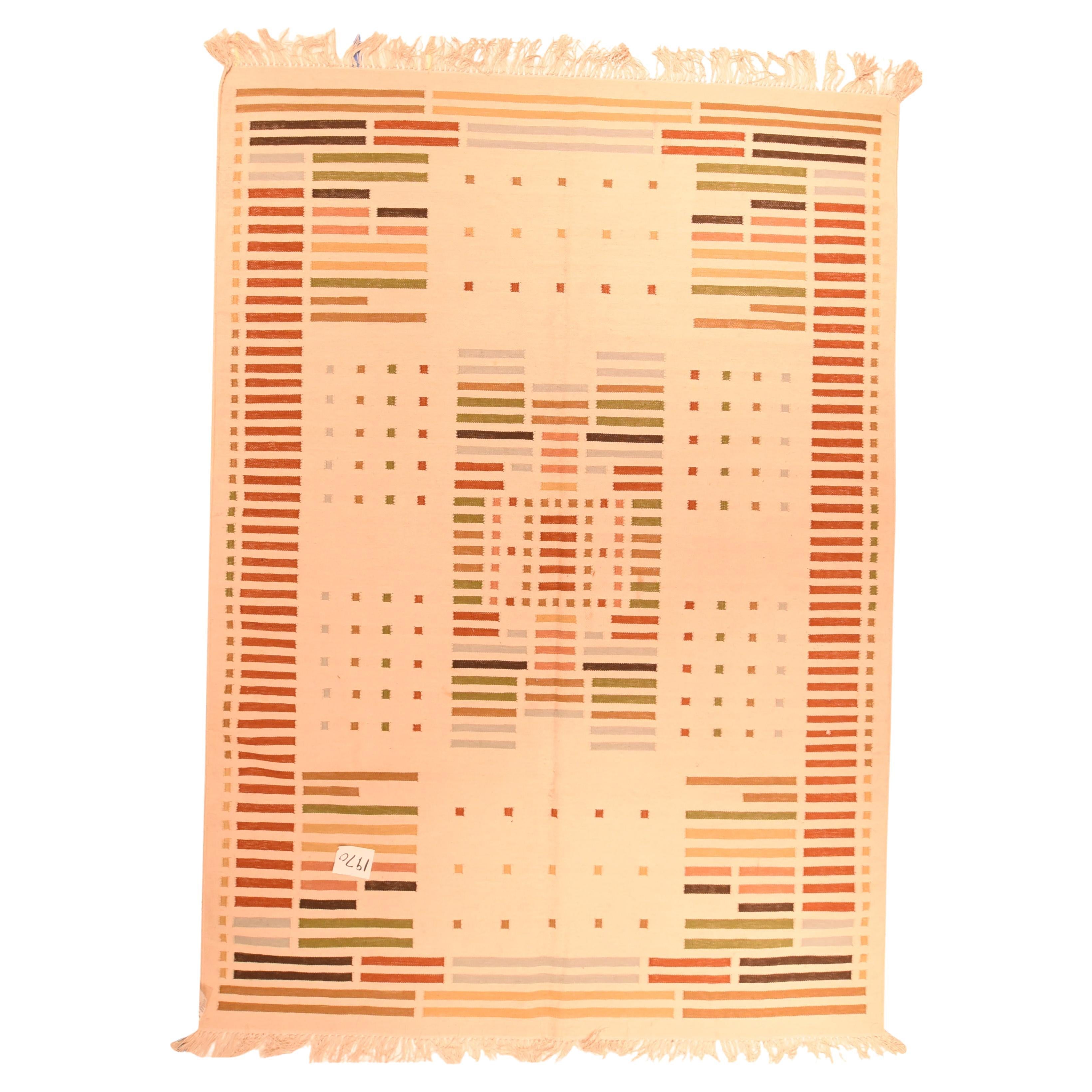 Vintage Swedish Kilim Rug 5'9'' x 7'11''