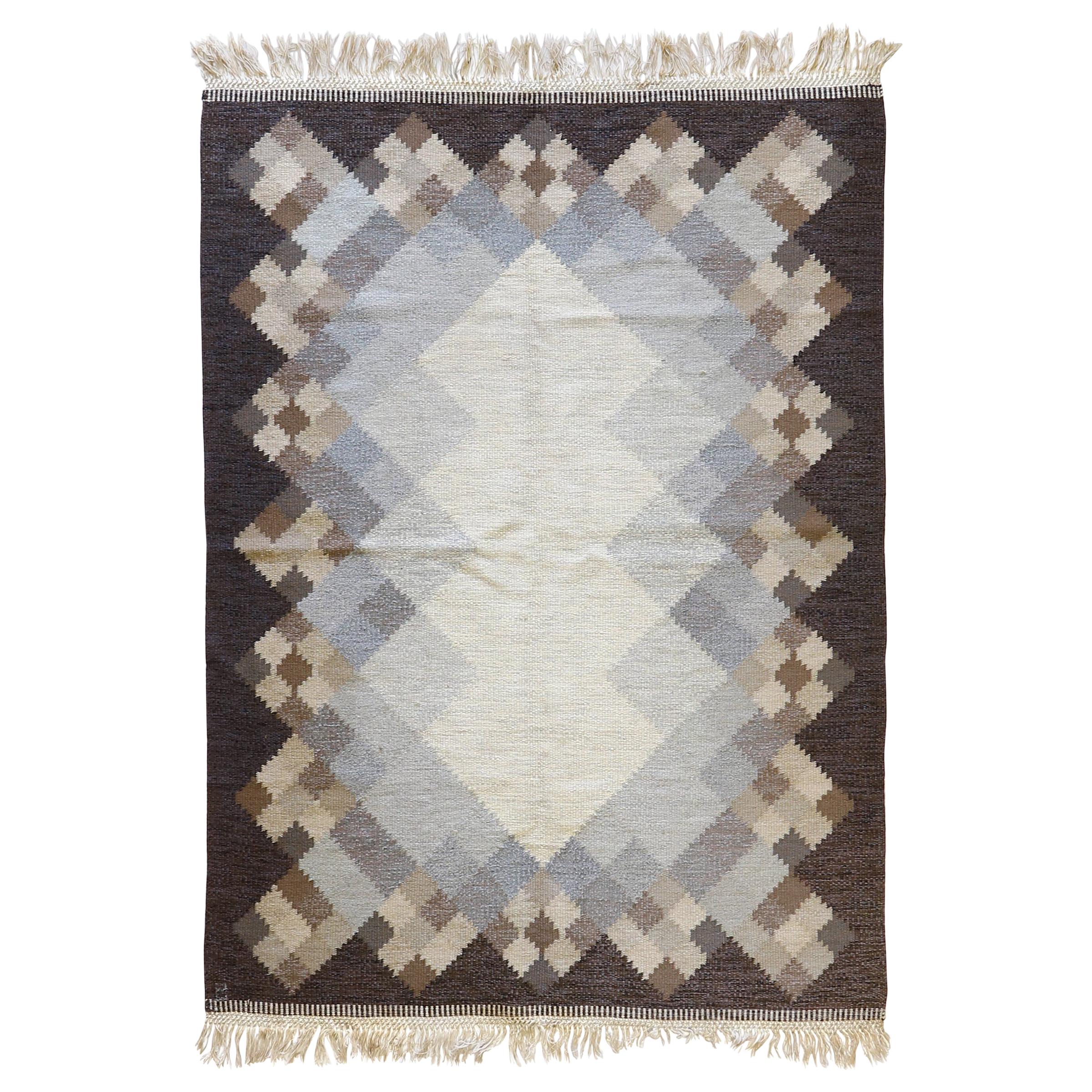 Vintage Swedish Kilim Rug, circa Mid20th Century For Sale at 1stDibs