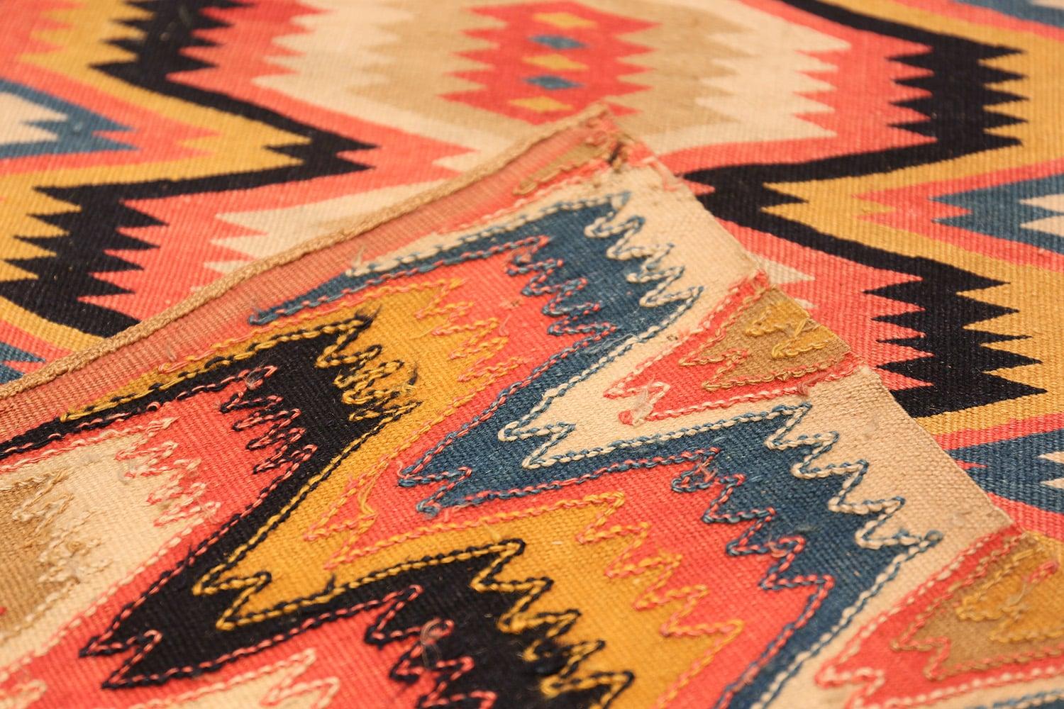 20th Century Vintage Swedish Kilim Rug. Size: 1 ft 8 in x 5 ft 6 in (0.51 m x 1.68 m)
