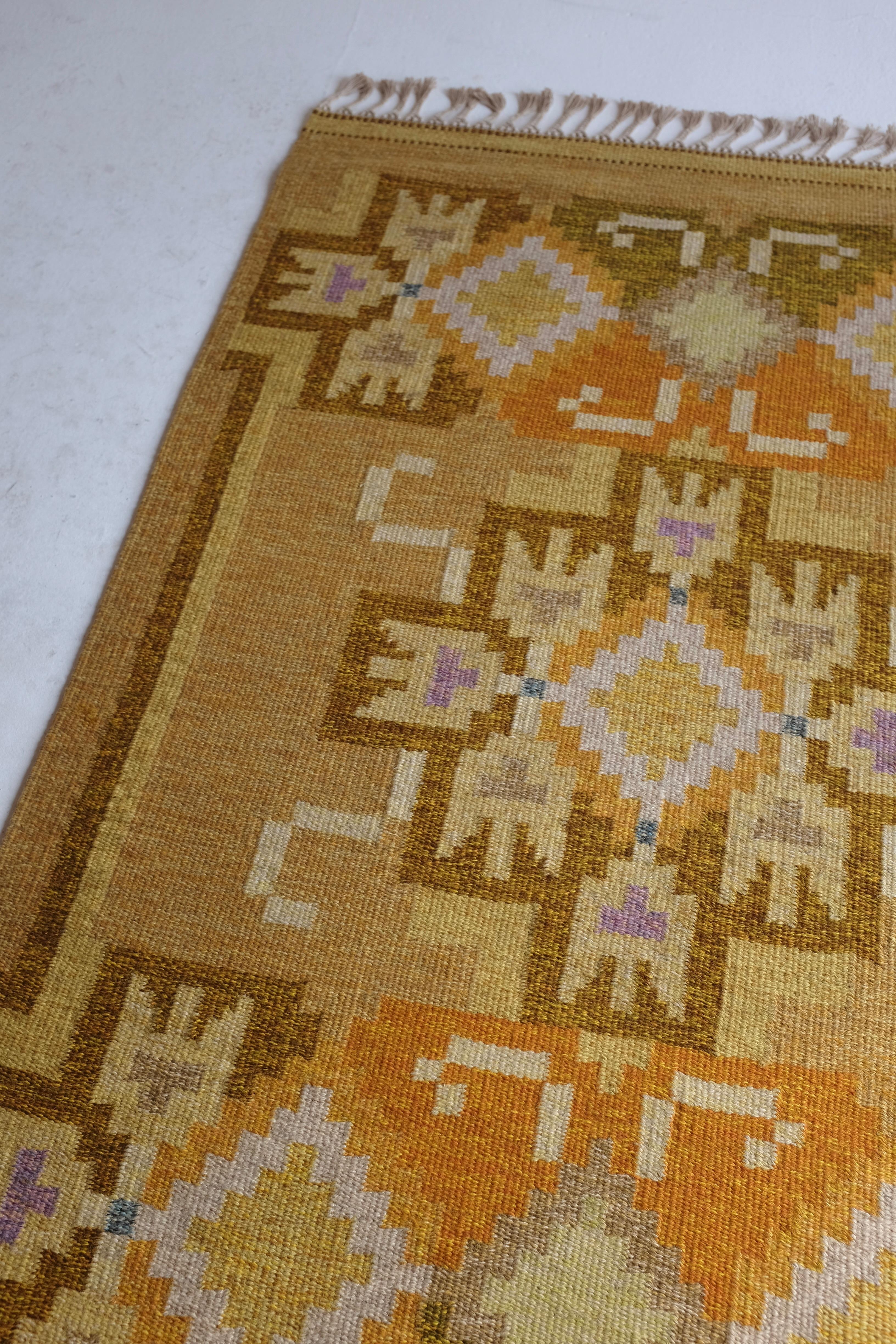 Mid-Century Modern Vintage Swedish Kilim rug 