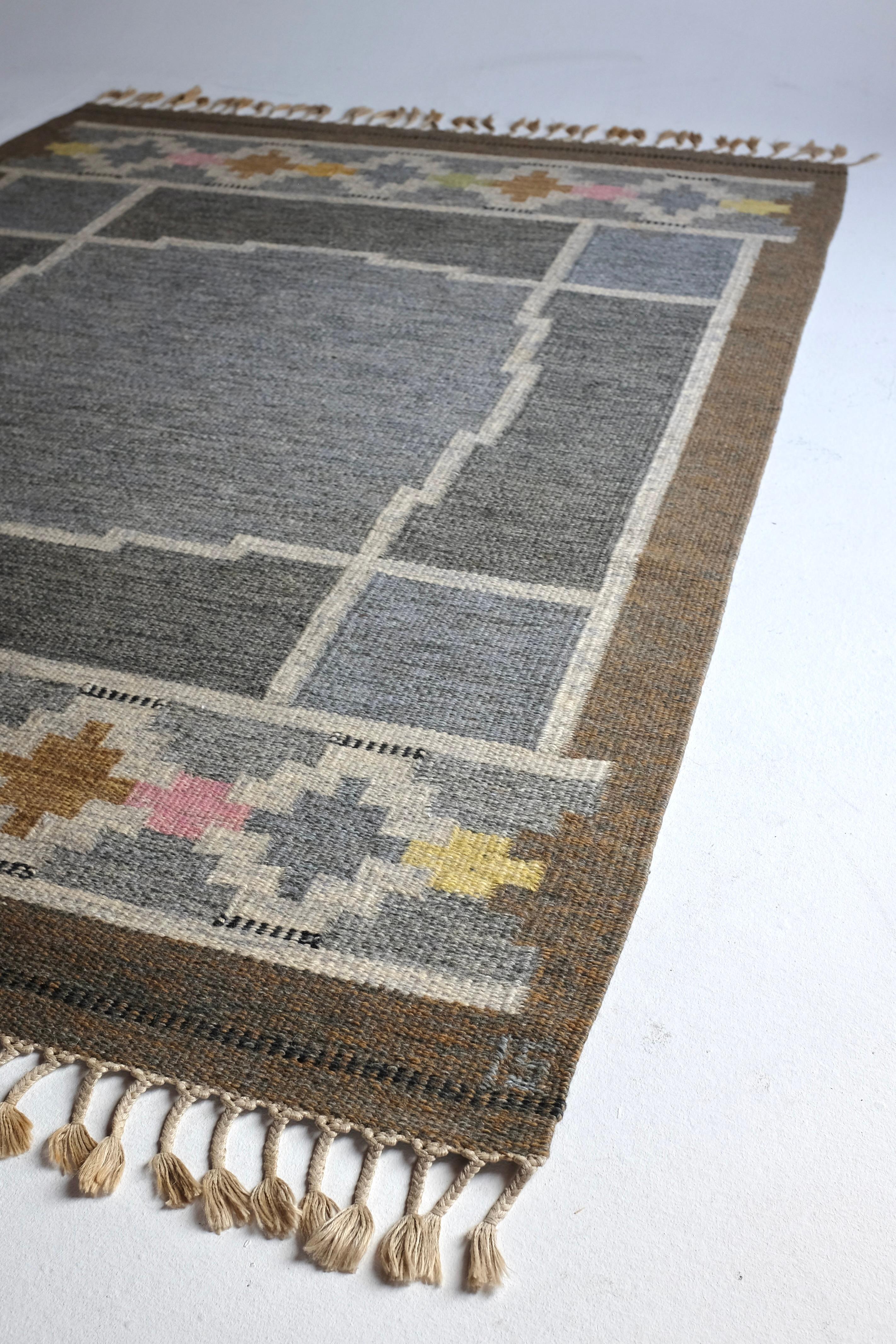 Vintage Swedish Kilim rug 