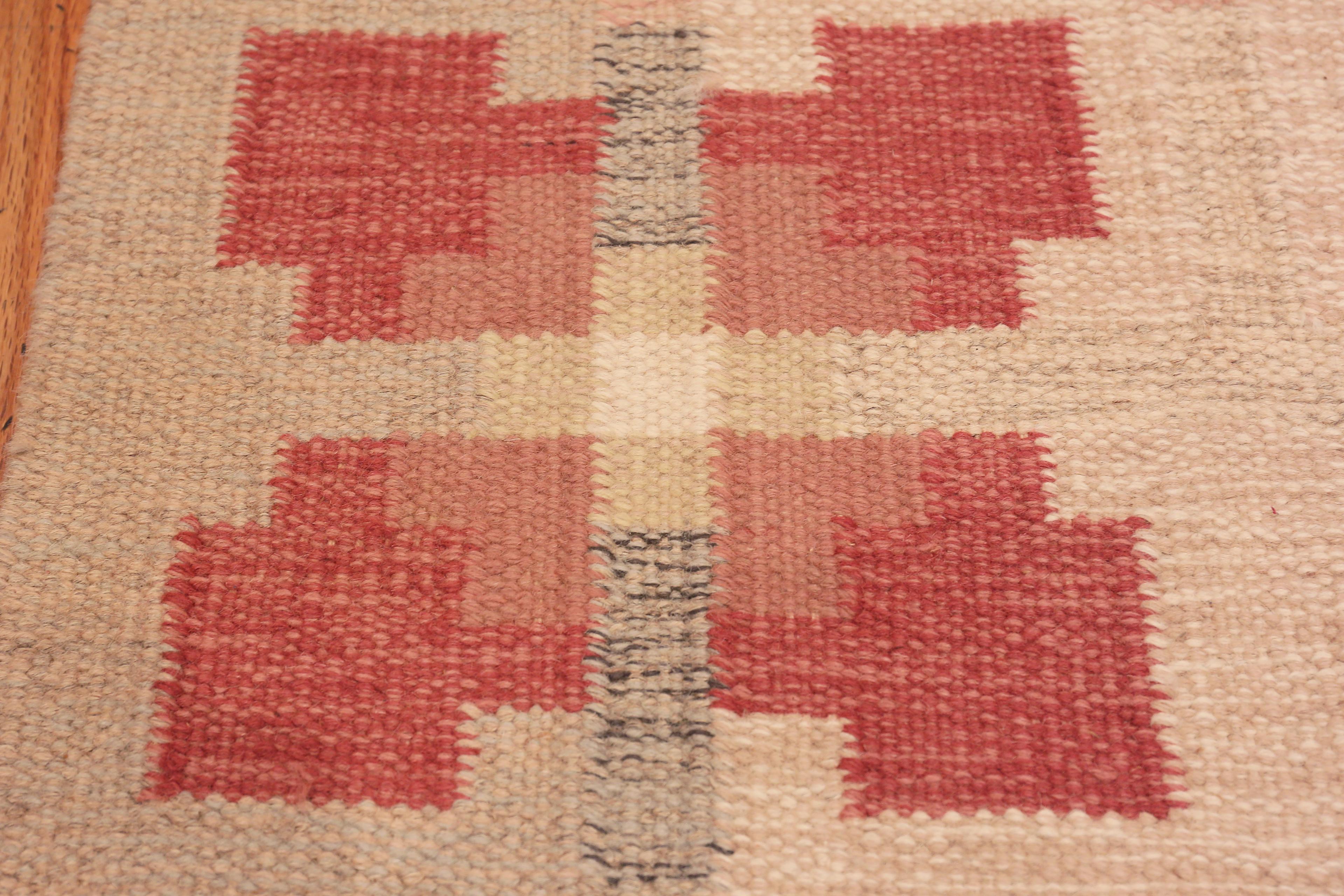 Beautiful Vintage Mid Century Flat Woven Swedish Kilim Rug, Country Of Origin / Rug Type: Scandinavian Rugs, Circa Date: Mid 20th Century. Size: 6 ft x 8 ft 8 in (1.83 m x 2.64 m).