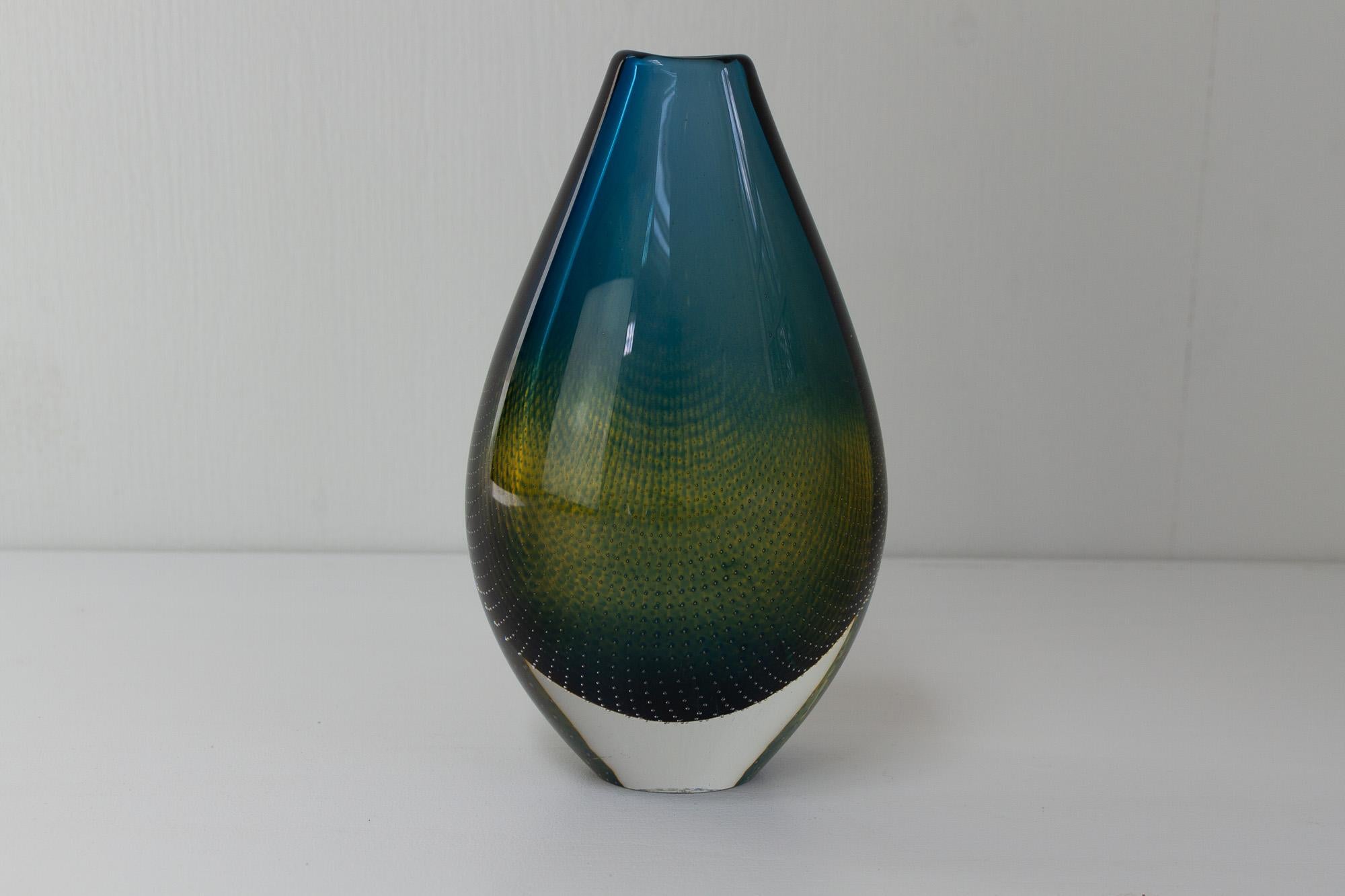 Vintage Swedish Kraka Glass Vase by Sven Palmqvist for Orrefors, 1960s. For Sale 10