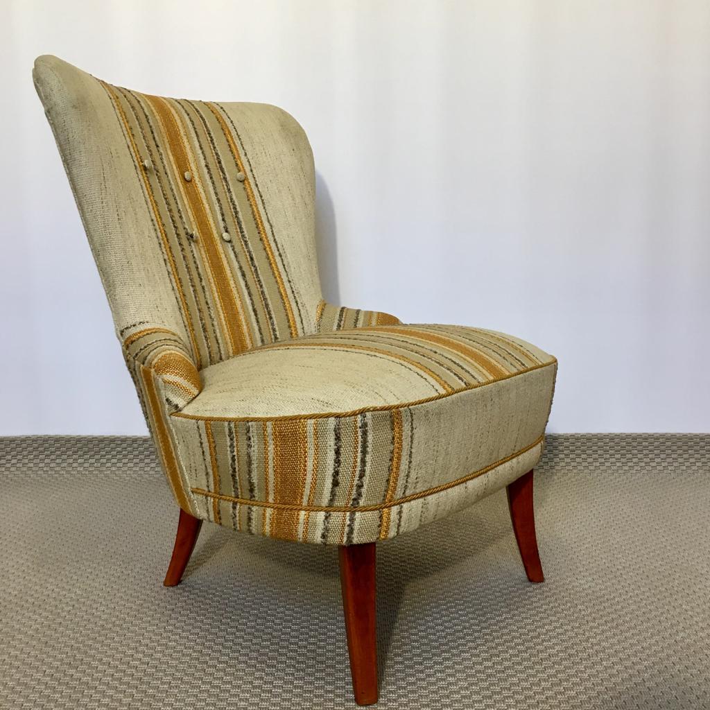 Vintage Swedish Lounge Chair (Wolle) im Angebot