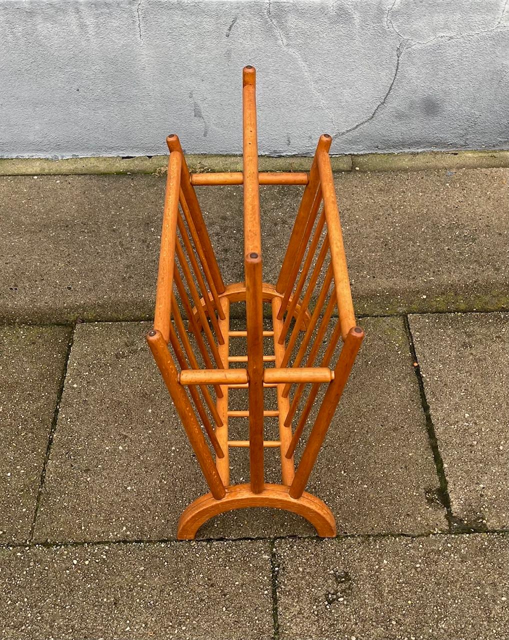 Vintage Swedish Magazine Rack in Beech, 1960s For Sale 1