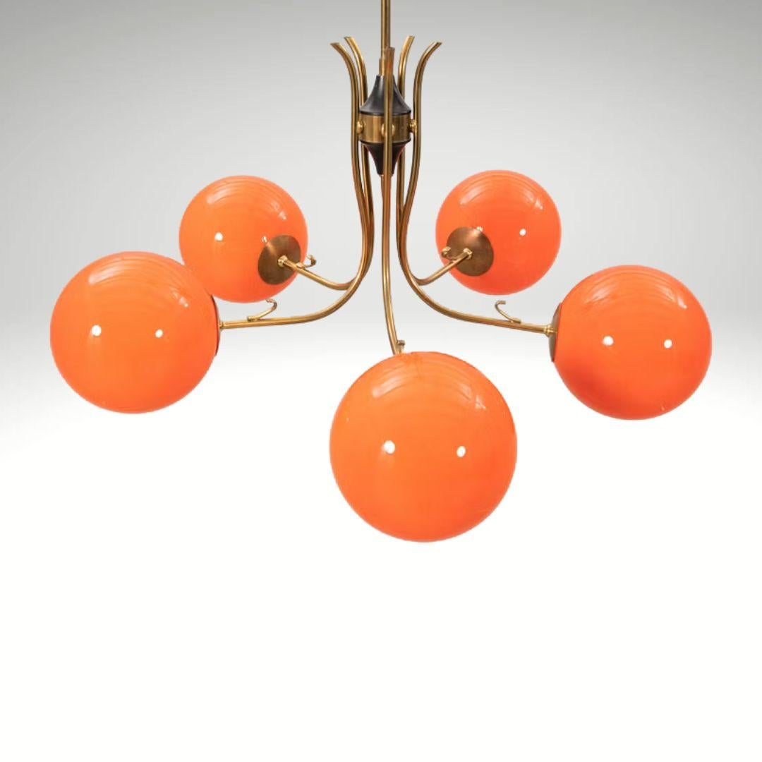 Araña sueca vintage de cristal naranja, años 70, Iluminación moderna de mediados de siglo Moderno de mediados de siglo en venta