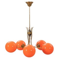 Schwedischer Vintage-Kronleuchter aus orangefarbenem Glas, 1970er Jahre, Mid-Century Modern-Beleuchtung