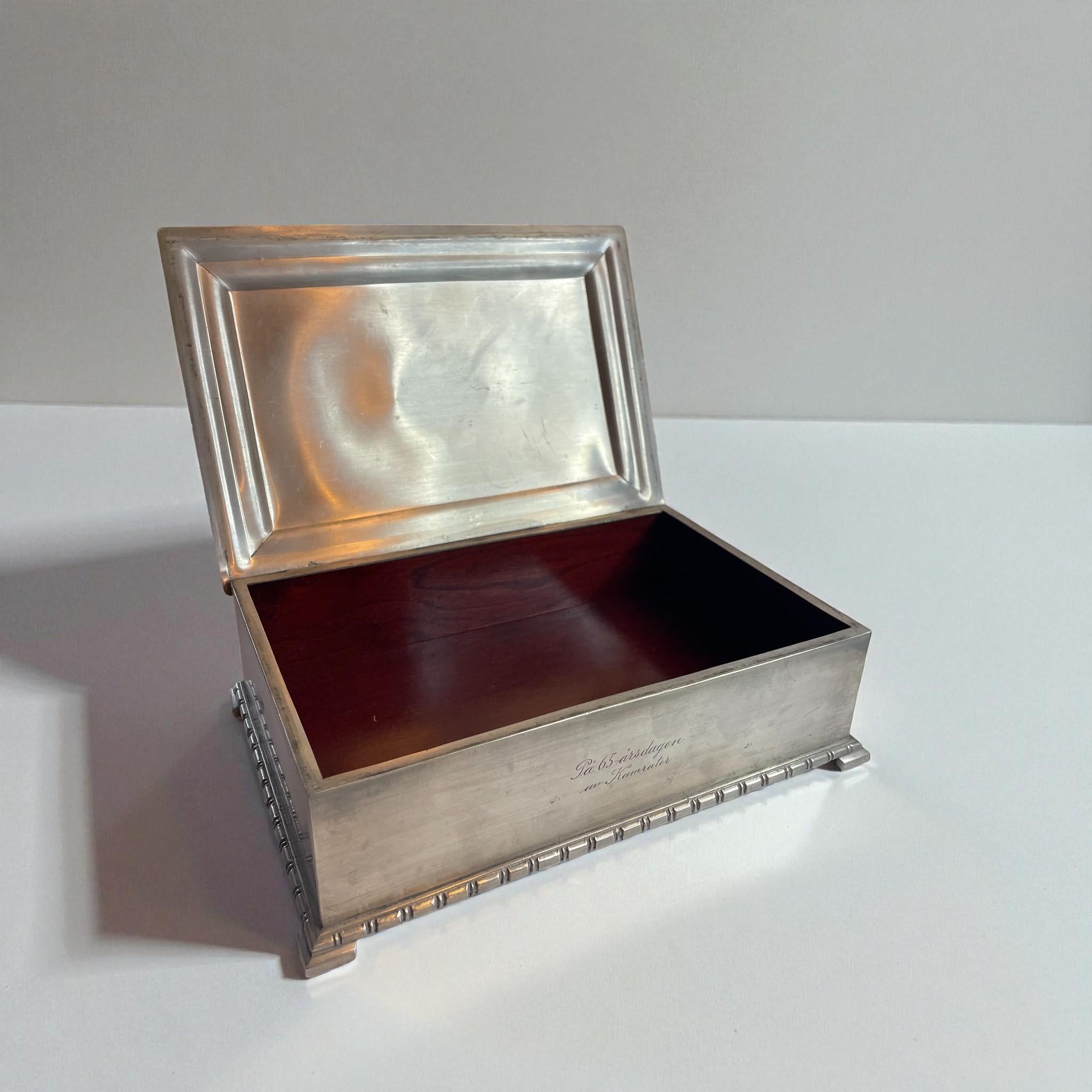 Étain Boîte à cigares suédoise élégante en étain par GAB (Guldsmedsaktiebolaget), 1934 en vente