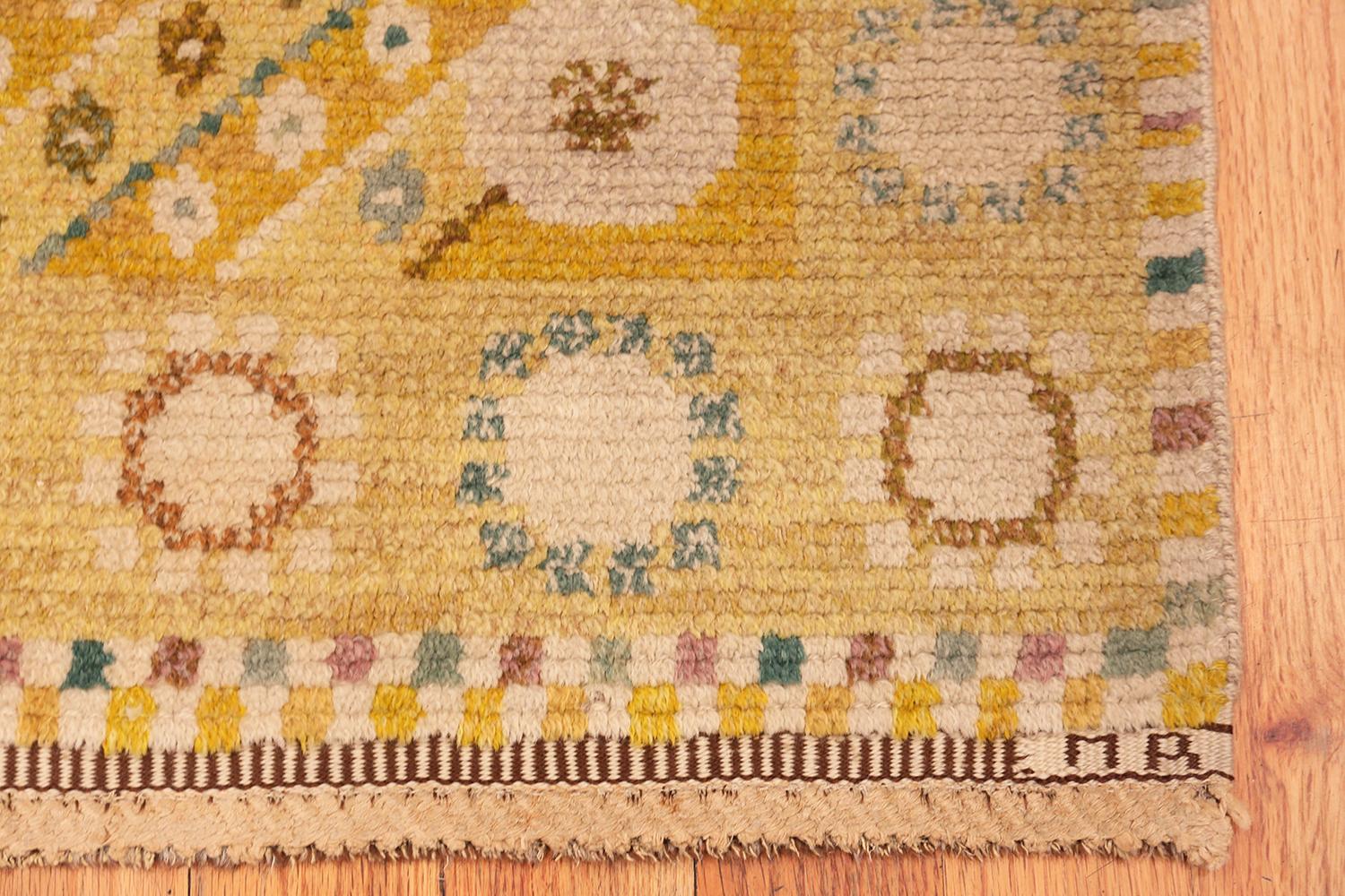 20th Century Vintage Swedish Pile Marianne Richter Rug For Marta Maas. Size: 3 ft 7 in x 4 ft