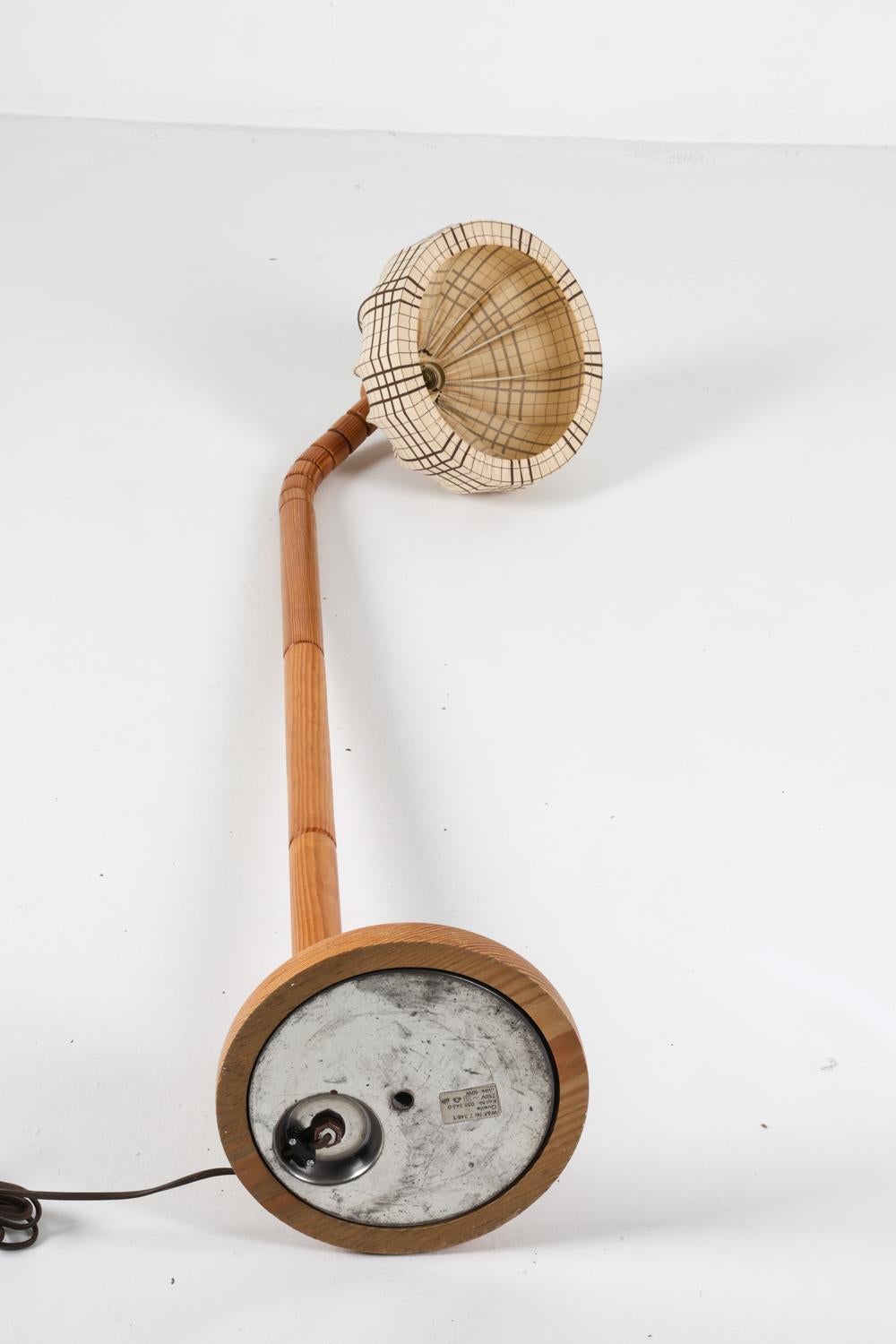 Schwedische bewegliche Vintage-Stehlampe aus Kiefernholz, ca. 1980er Jahre 6