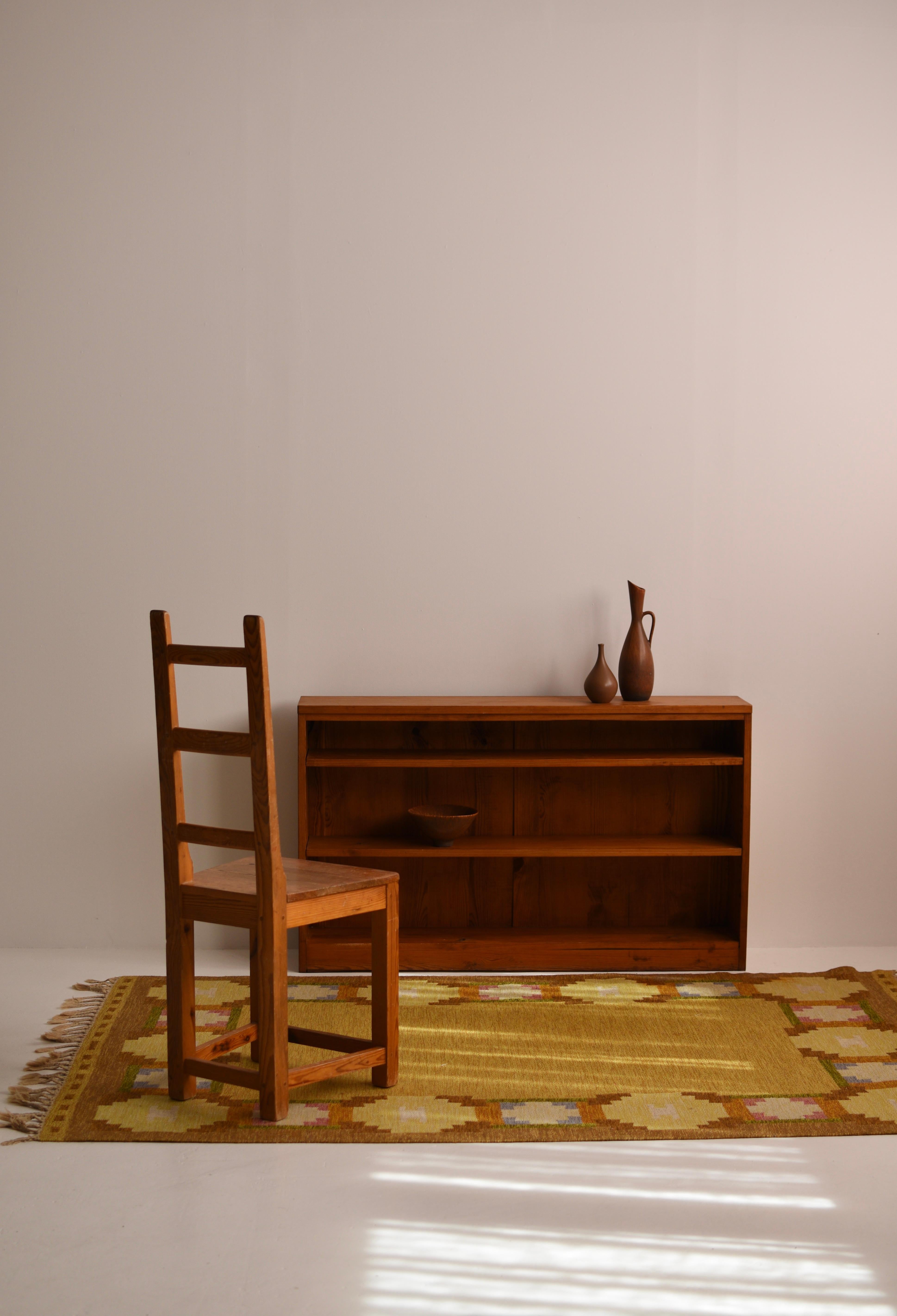 Libreria vintage in pino svedese, anni '40 - Ripiani regolabili, The Modern Scandinavian Modern in vendita 5
