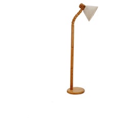 Vintage Schwedische Kiefer Stehlampe von Solbackens Svarveri AB, 1970er Jahre