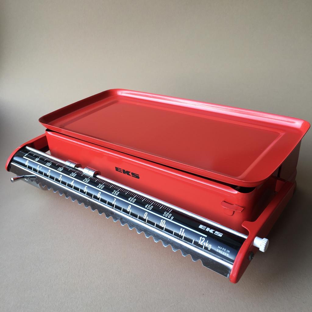 Late 20th Century Vintage Swedish Red Kitchen Scale from EKS, 1970s