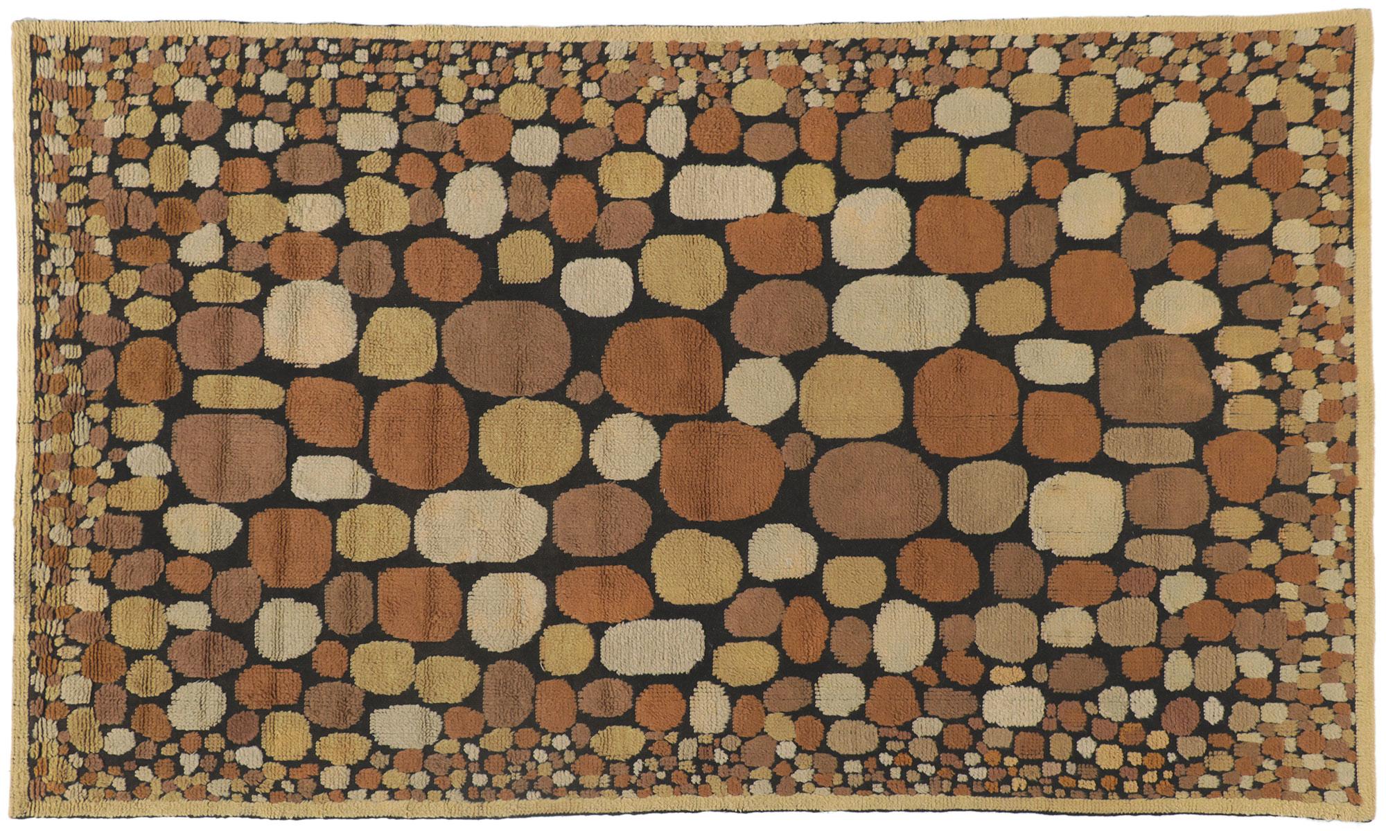 Schwedischer Relief-Teppich Halv-Flossa im Vintage-Stil mit biophilem Cobblestone-Design im Angebot 3