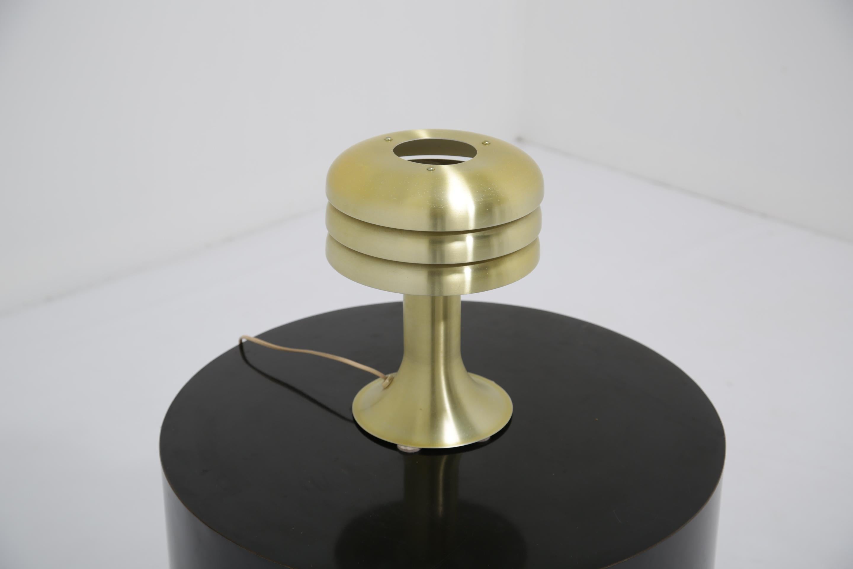 Schwedische gerippte Vintage-Tischlampe Model BN-25 von Hans-Agne Jakobsson, 1960er Jahre im Angebot 4