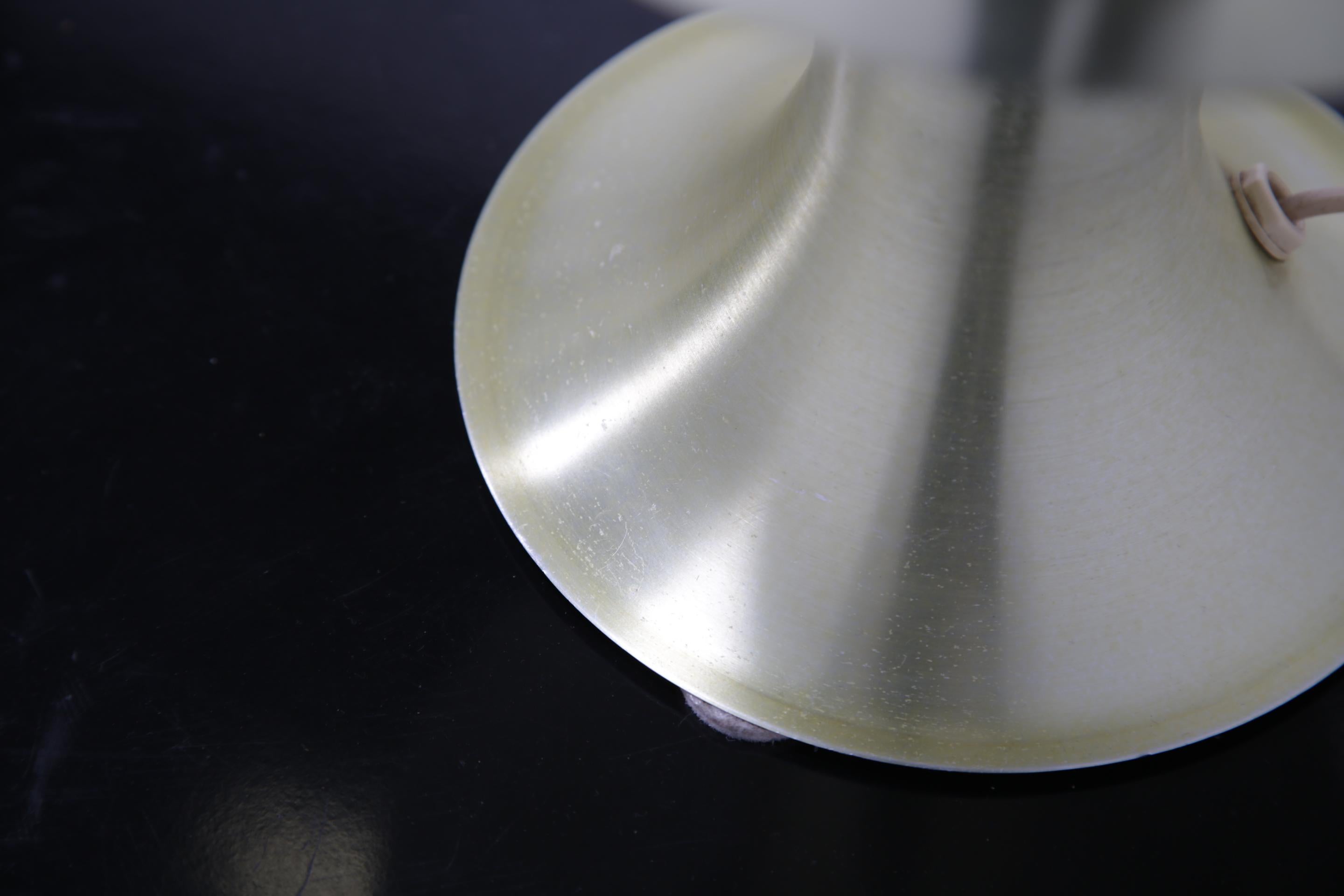 Schwedische gerippte Vintage-Tischlampe Model BN-25 von Hans-Agne Jakobsson, 1960er Jahre (Moderne der Mitte des Jahrhunderts) im Angebot