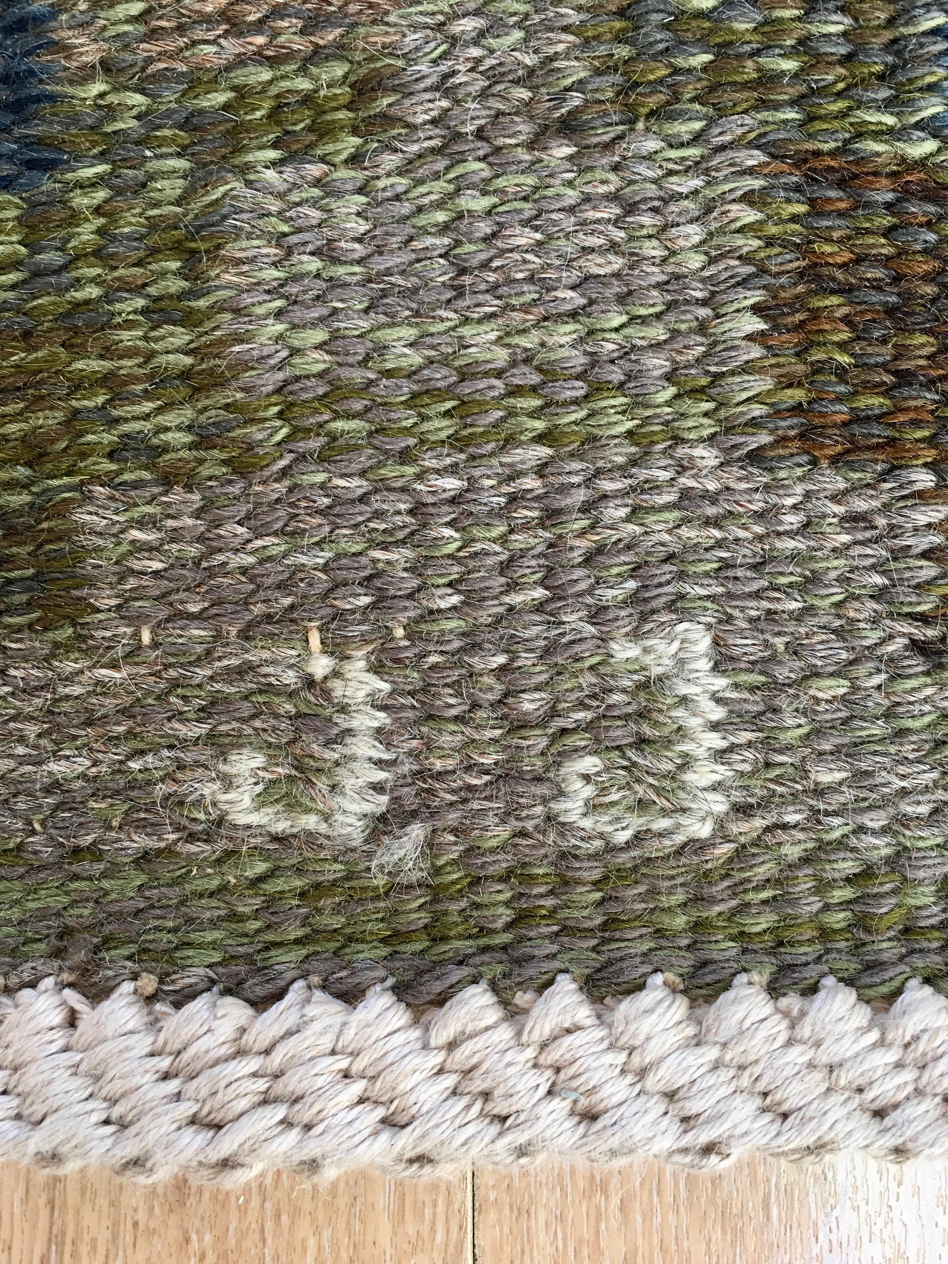 Vintage Swedish rolakan flat weave rug Kelim by Judith Johansson `Norrviken` In Good Condition For Sale In London, GB