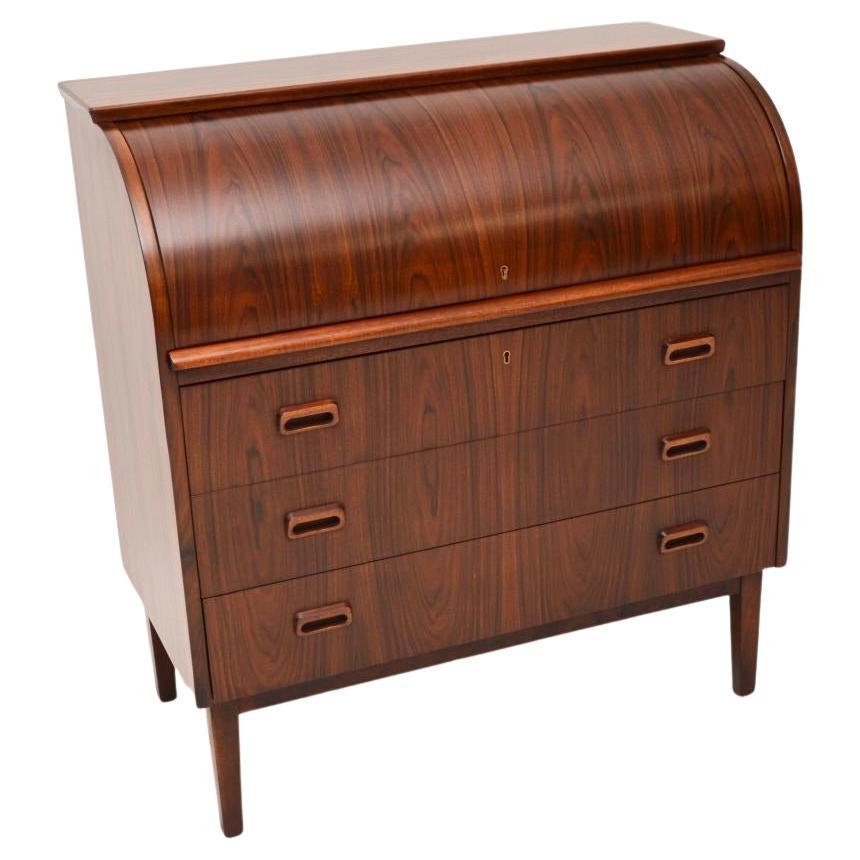 Bureau suédois vintage à roulettes
