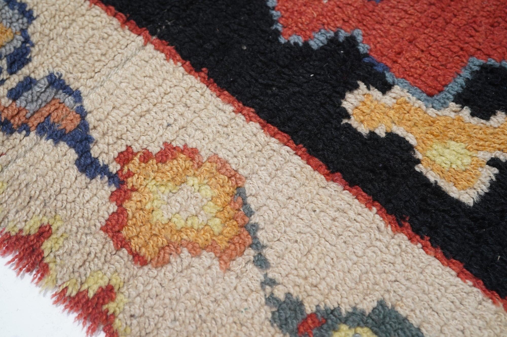 Tapis suédois vintage 5'4'' x 7'6'' Bon état - En vente à New York, NY