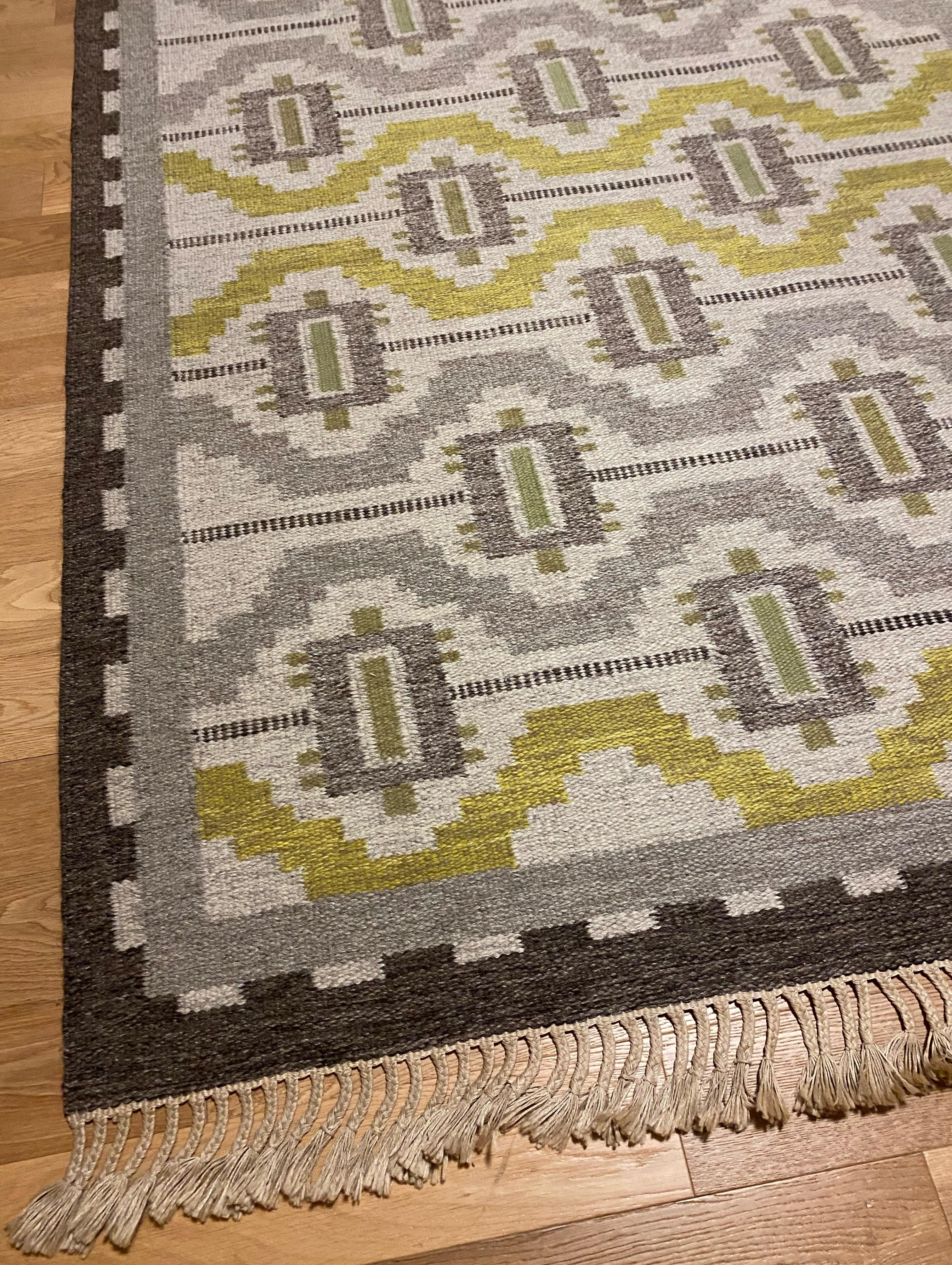 Vintage Swedish Rug by Aina Kånge In Good Condition For Sale In Brooklyn, NY