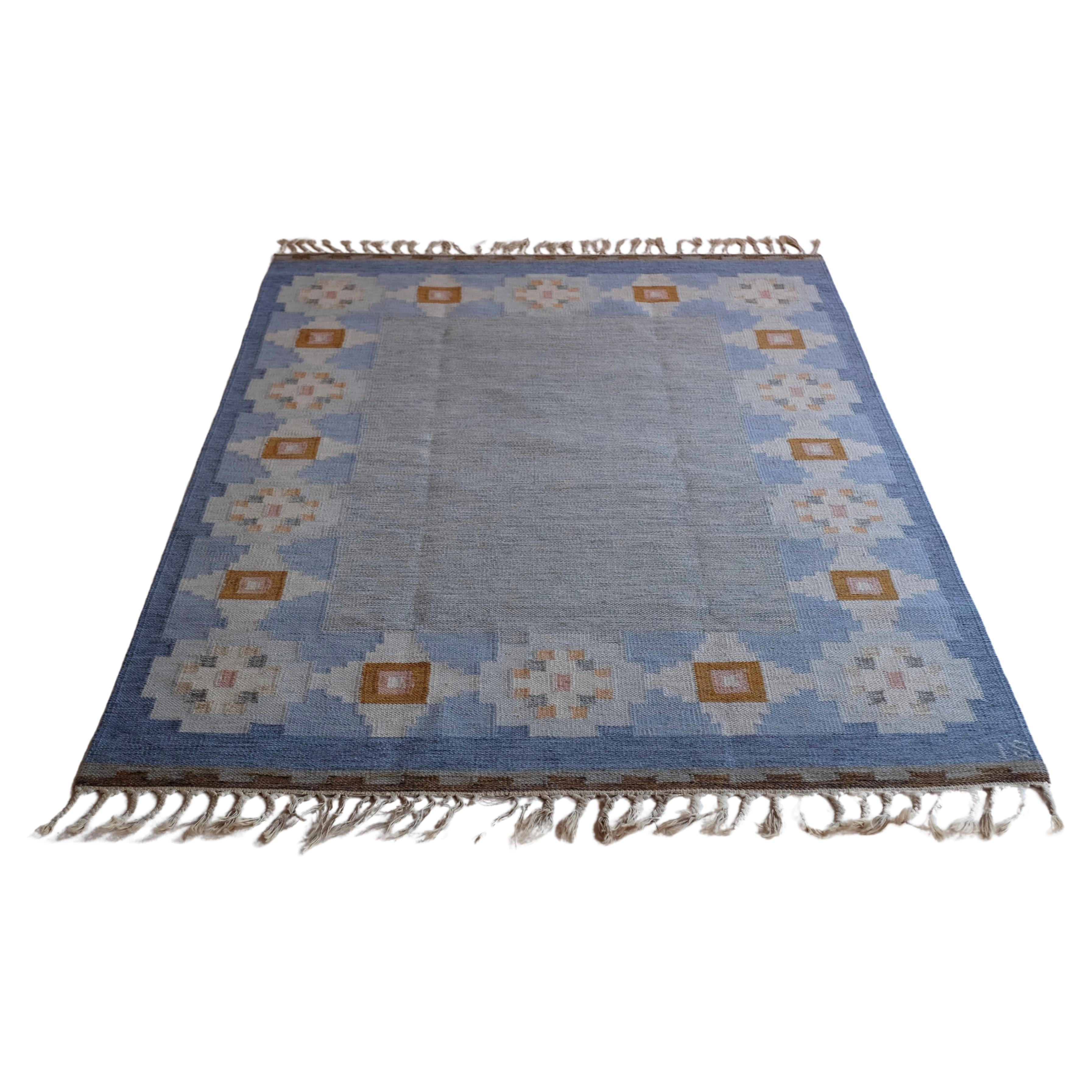 Vintage Swedish rug by Ingegerd Silow For Sale