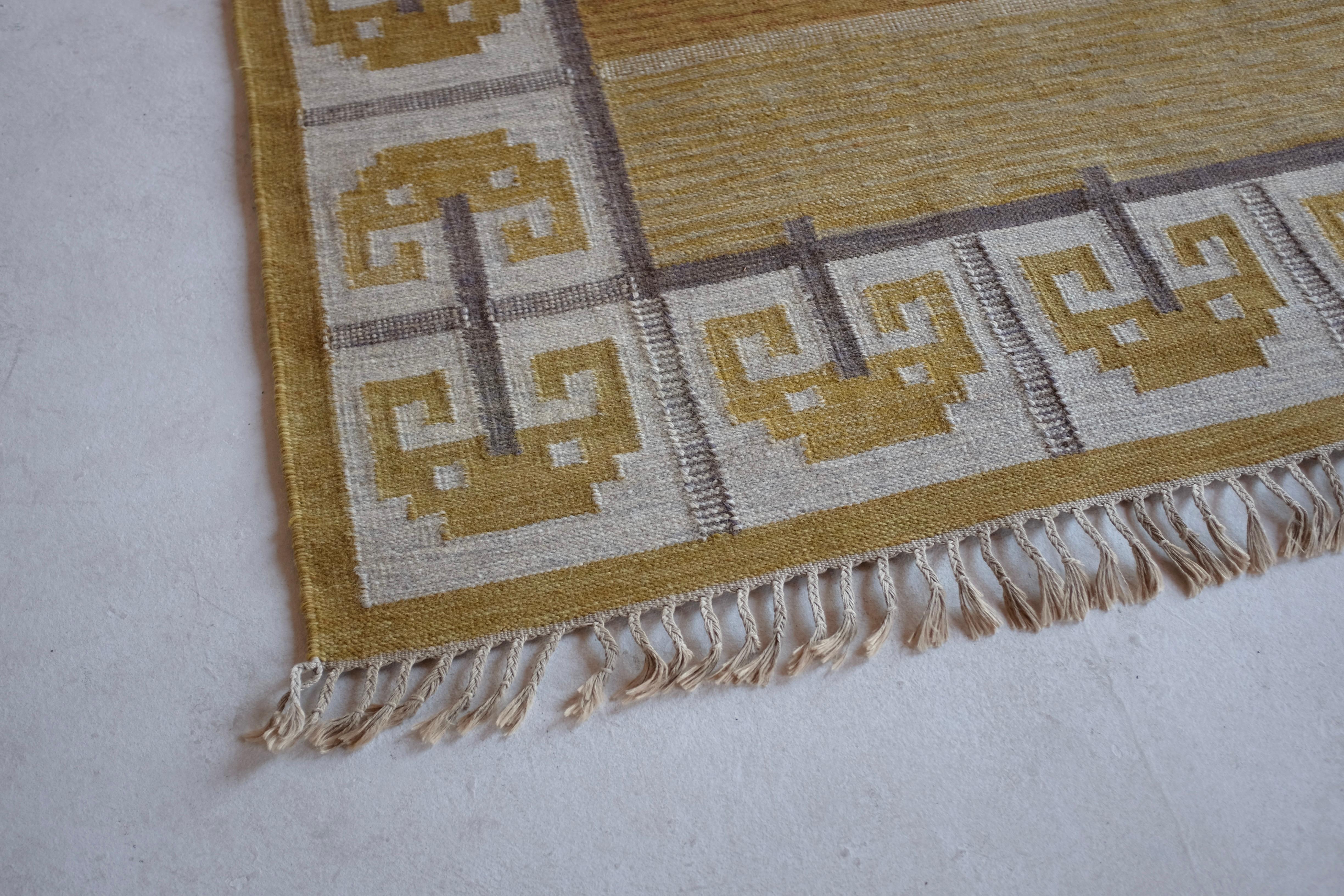 Scandinavian Modern Vintage Swedish rug 