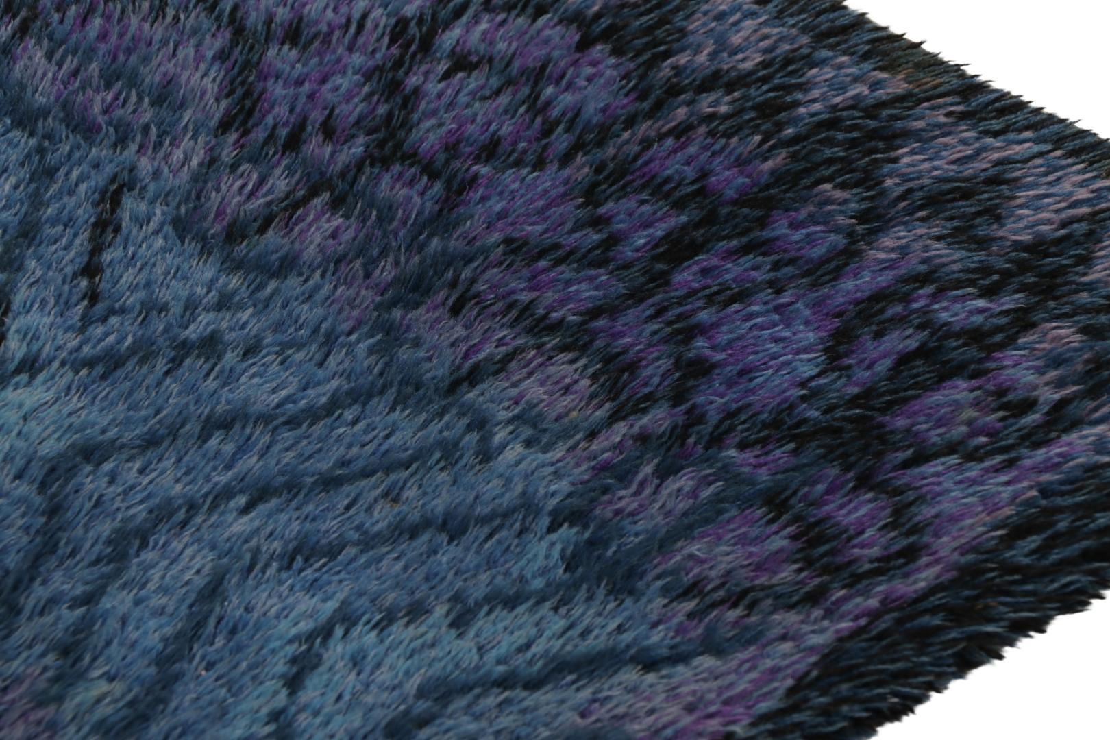 Milieu du XVIIe siècle Tapis Rya suédois vintage, design abstrait noir et bleu - Rug & Kilim en vente