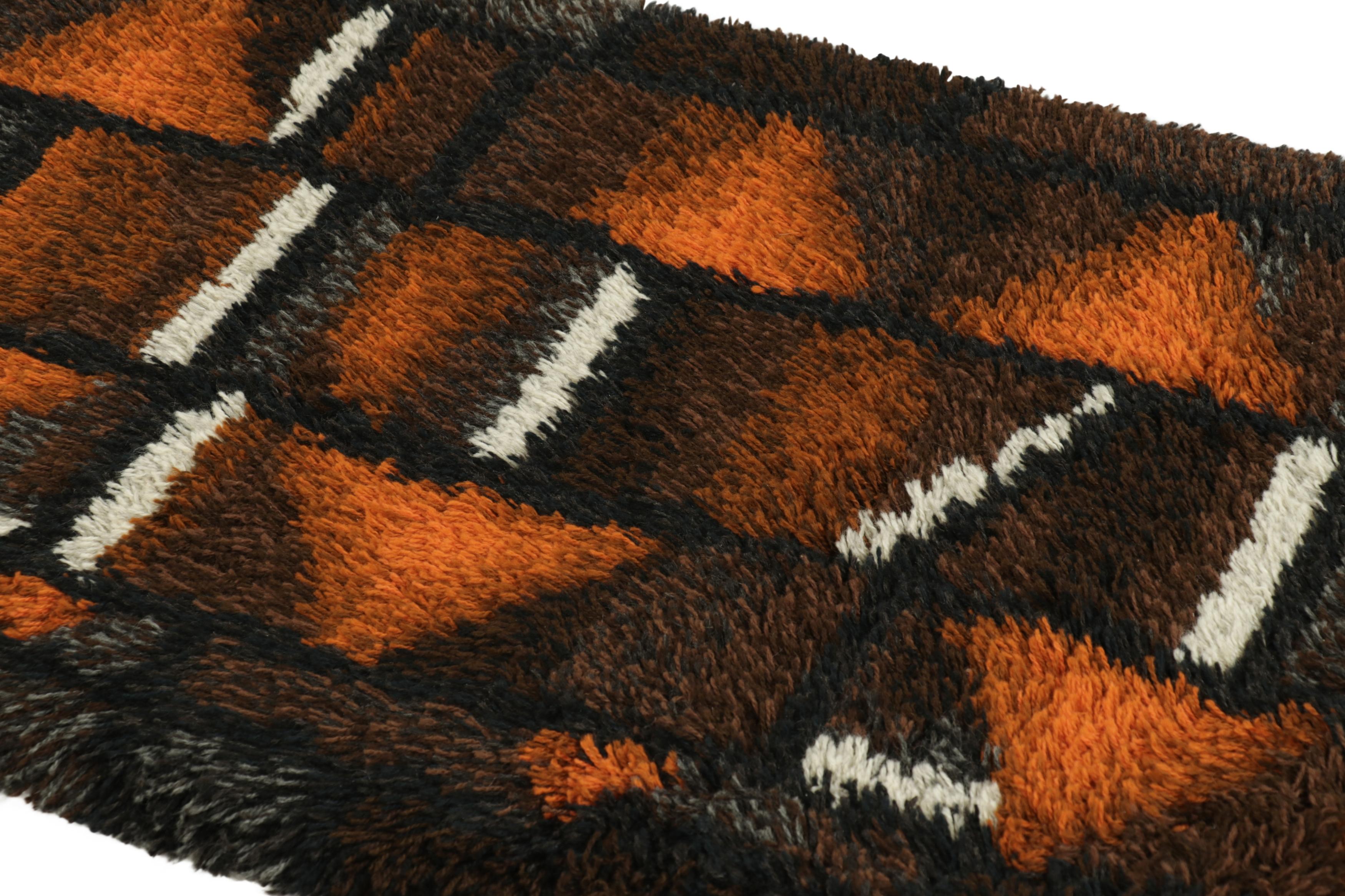 Hand-knotted in lush, high-pile wool in Sweden circa 1960-1970, this 3x5 vintage Swedish Rya rug is a bold new addition to Rug & Kilim’s curation of iconic, collectible mid-century Scandinavian rugs of this provenance. 

On the Design: