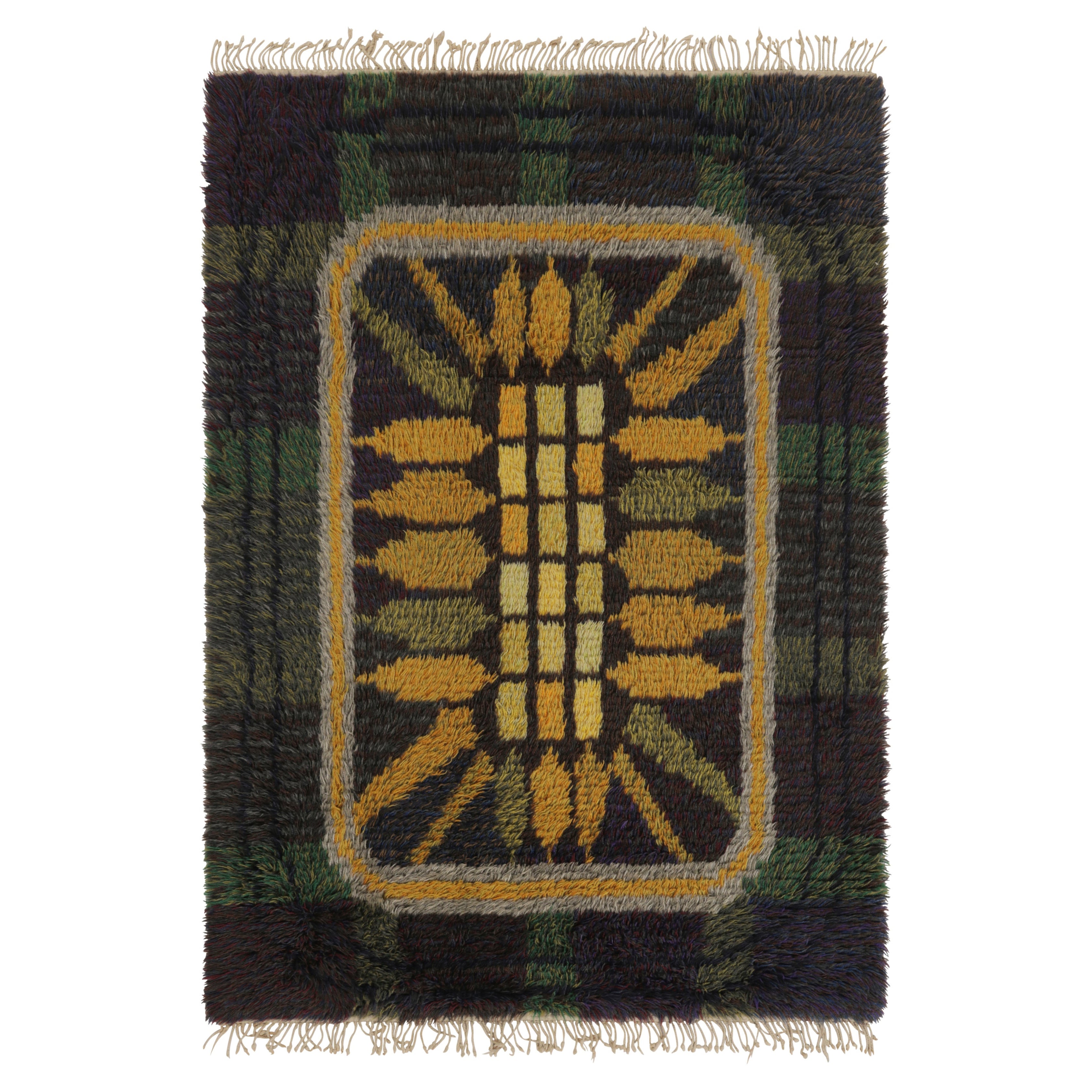 Schwedischer Rya-Teppich im Vintage-Stil, kühnes grünes 
goldenes skandinavisches Medaillon - Rug 
Kilim im Angebot