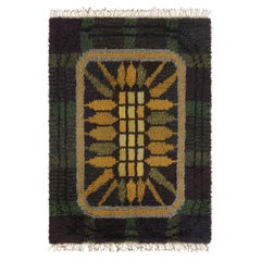 Vintage Swedish Rya Rug, Bold Green 
Gold Scandinavian Medallion - Rug 
Kilim