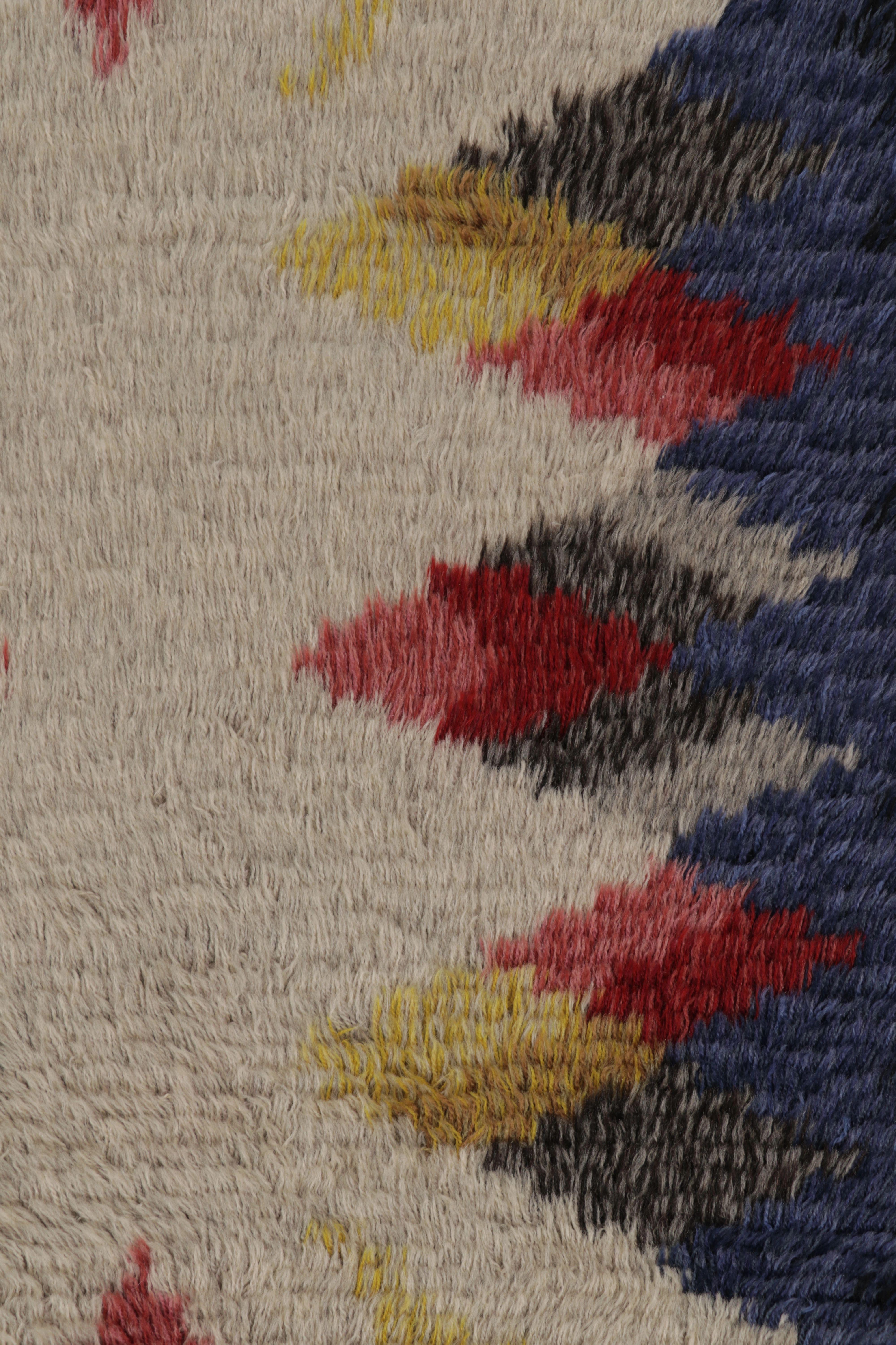  Hand-knotted in lush, high-pile wool in Sweden circa 1960-1970, this 3x5 vintage Swedish Rya rug is a bold new addition to Rug 
Kilim’s curation of iconic, collectible mid-century Scandinavian rugs of this provenance. 

On the Design: