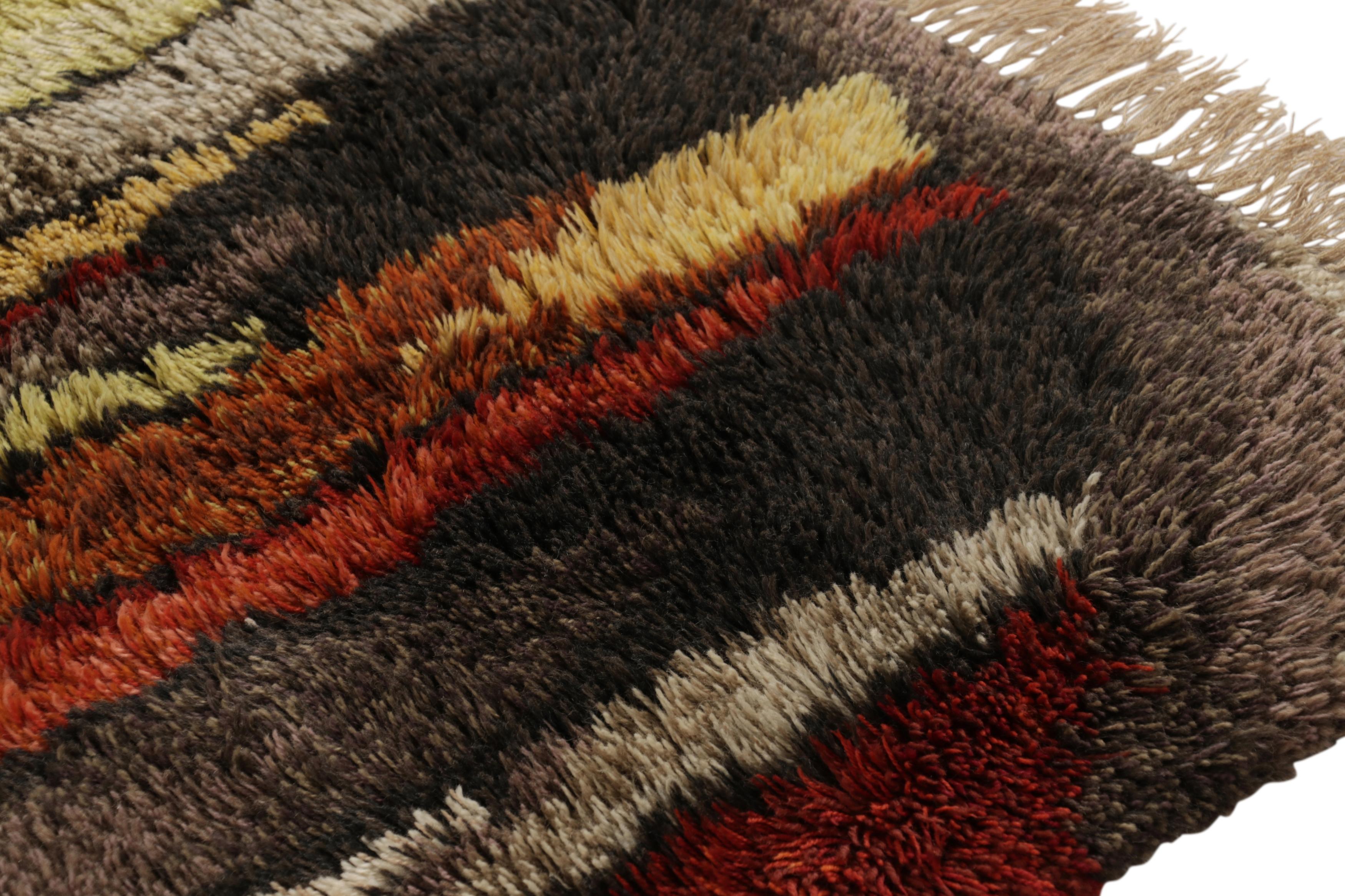 Vintage Swedish Rya Rug, Bunte skandinavische geometrische Muster - Rug & Kilim im Zustand „Gut“ im Angebot in Long Island City, NY