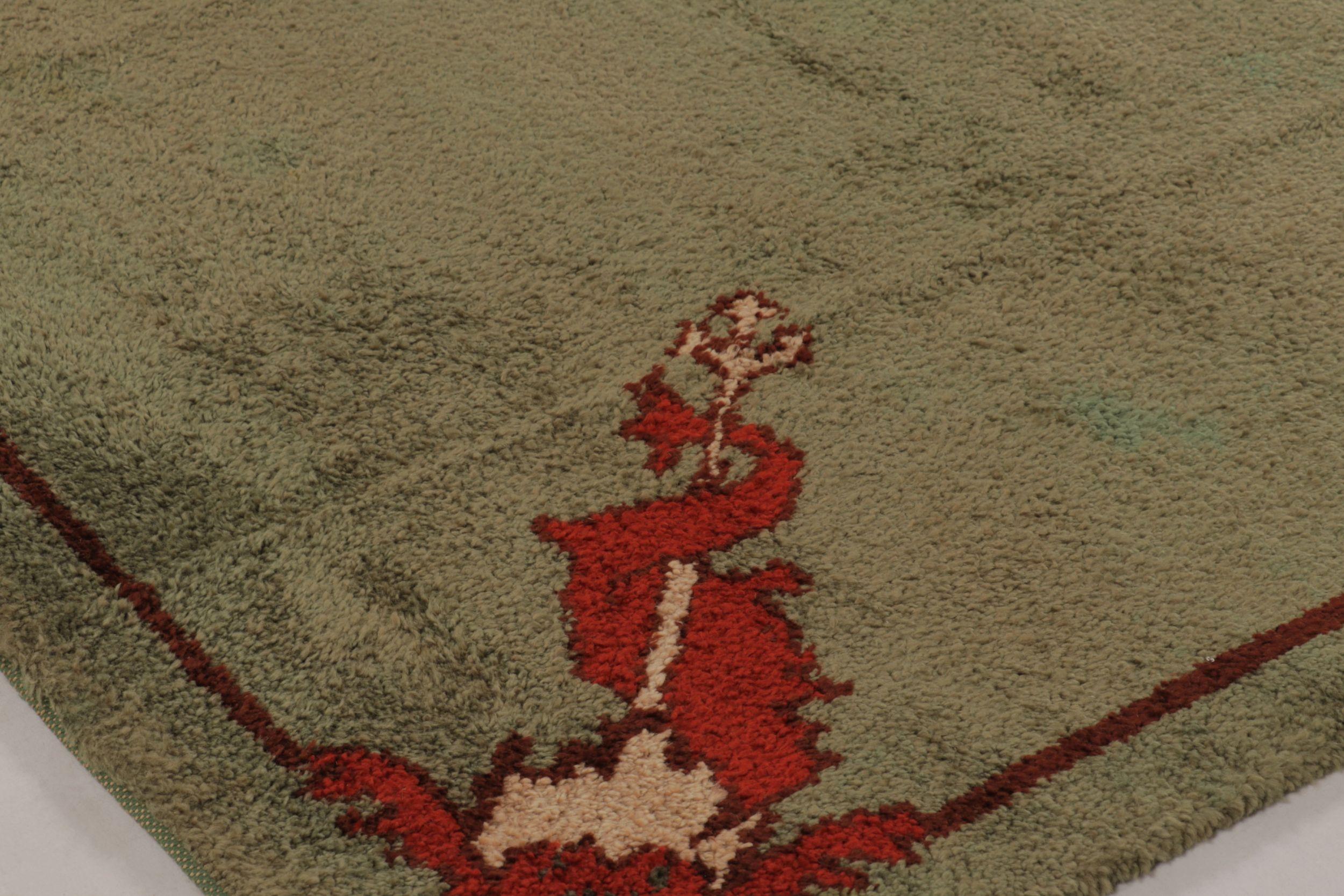 Dieser 9x11 große schwedische Rya-Teppich aus üppiger, hochfloriger Wolle, der um 1960-1970 in Schweden handgeknüpft wurde, ist eine kühne Neuheit in der Kollektion von Rug & Kilim, die ikonische, sammelwürdige skandinavische Teppiche dieser