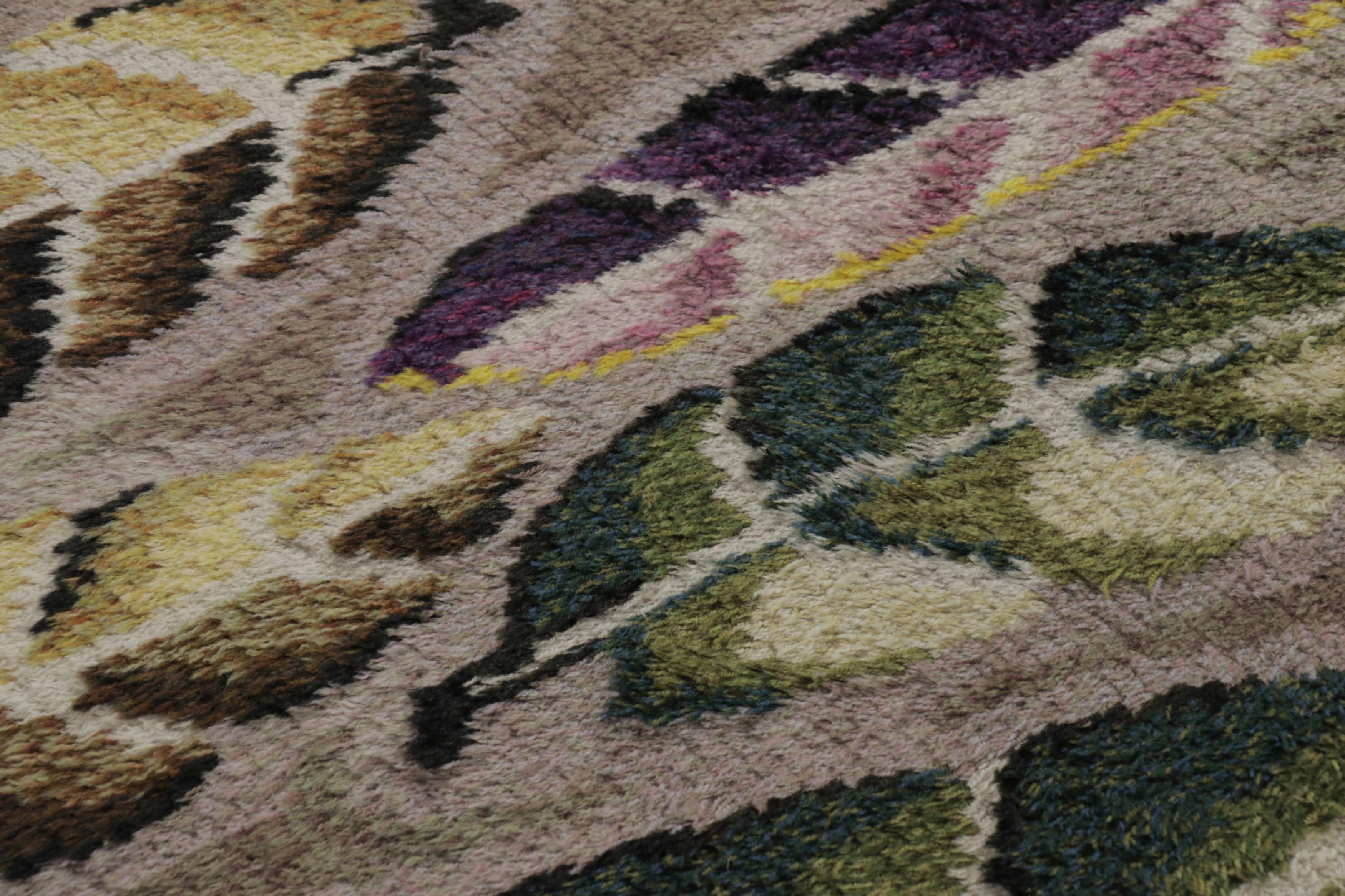 Schwedischer Vintage-Teppich Rya, grau mit skandinavischen Blattblüten - Rug & Kilim im Zustand „Gut“ im Angebot in Long Island City, NY