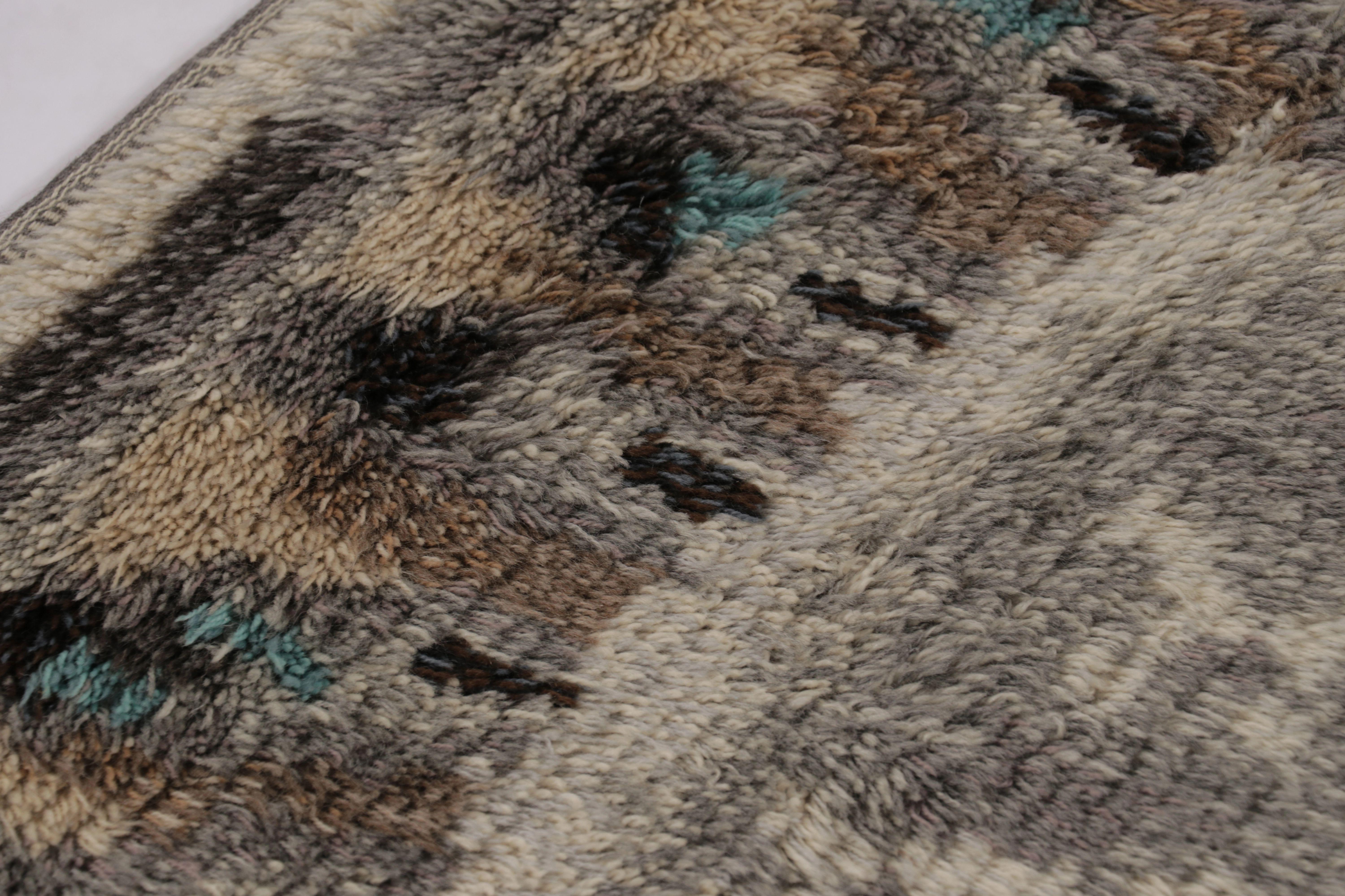 Metà XX secolo Tappeto Rya svedese vintage in beige-marrone con motivi geometrici - Rug & Kilim in vendita