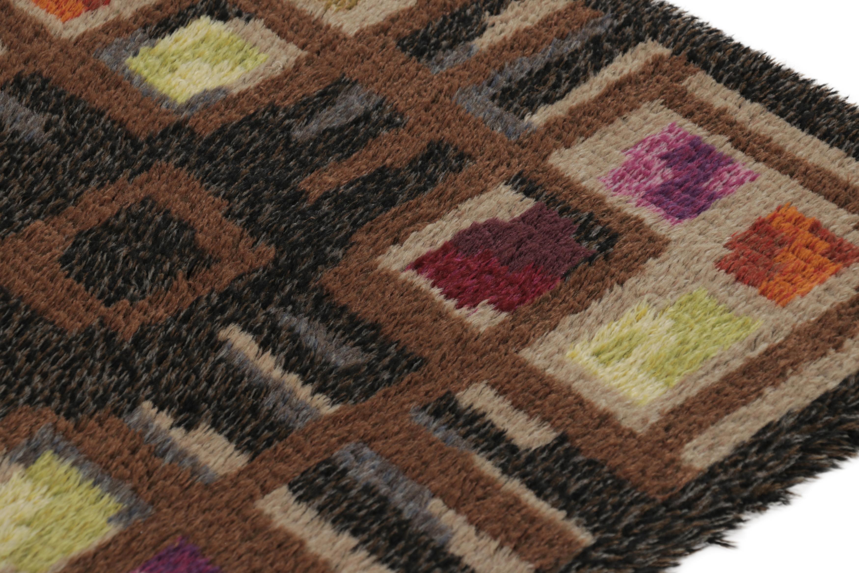 Tribal Tapis suédois Vintage Rya à motifs géométriques scandinaves audacieux - Rug & Kilim en vente