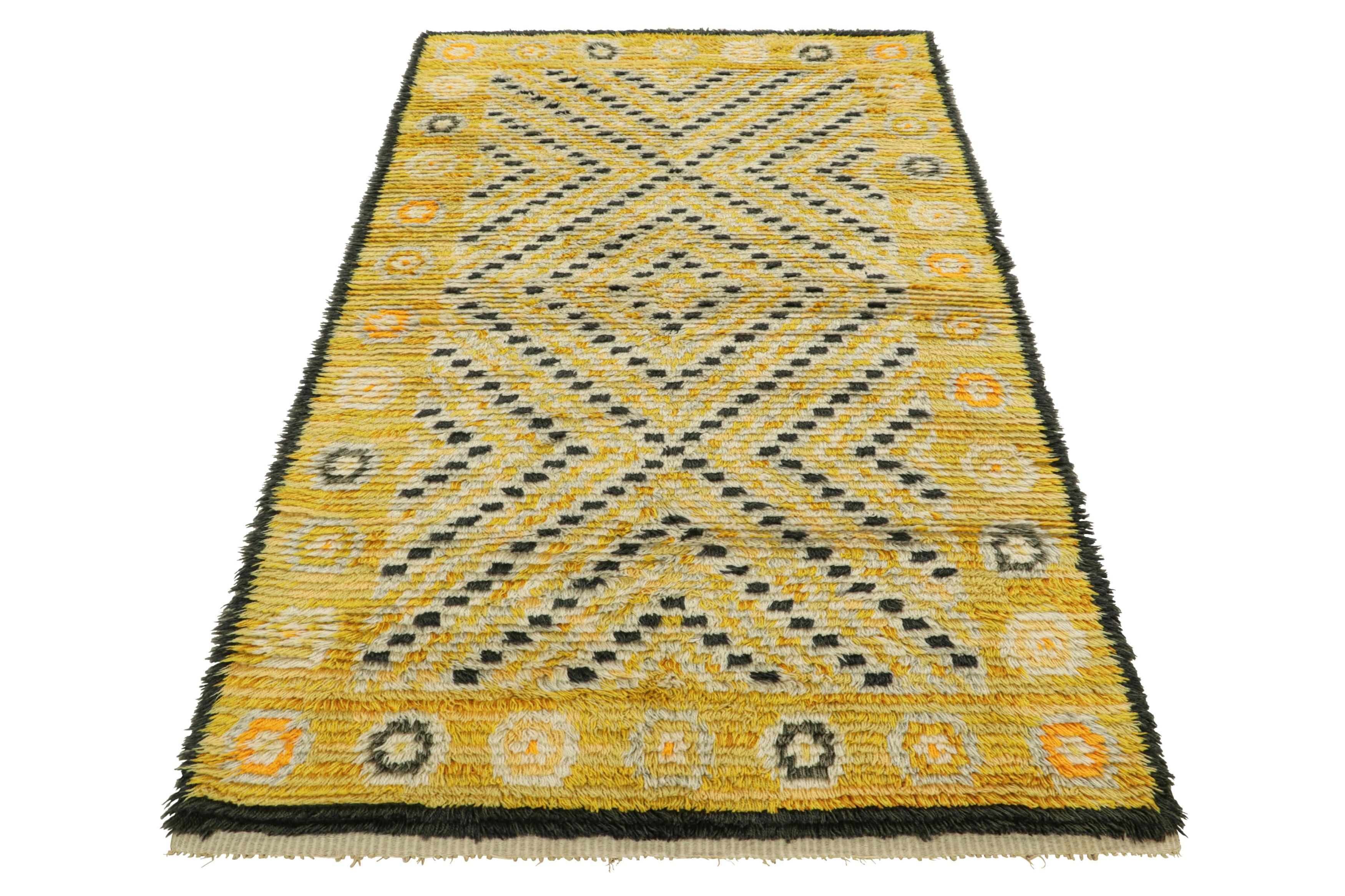 Mid-20th Century Vintage Swedish Rya Rug In Gold and Green with Geometric Patterns  Rug & Kilim For Sale
