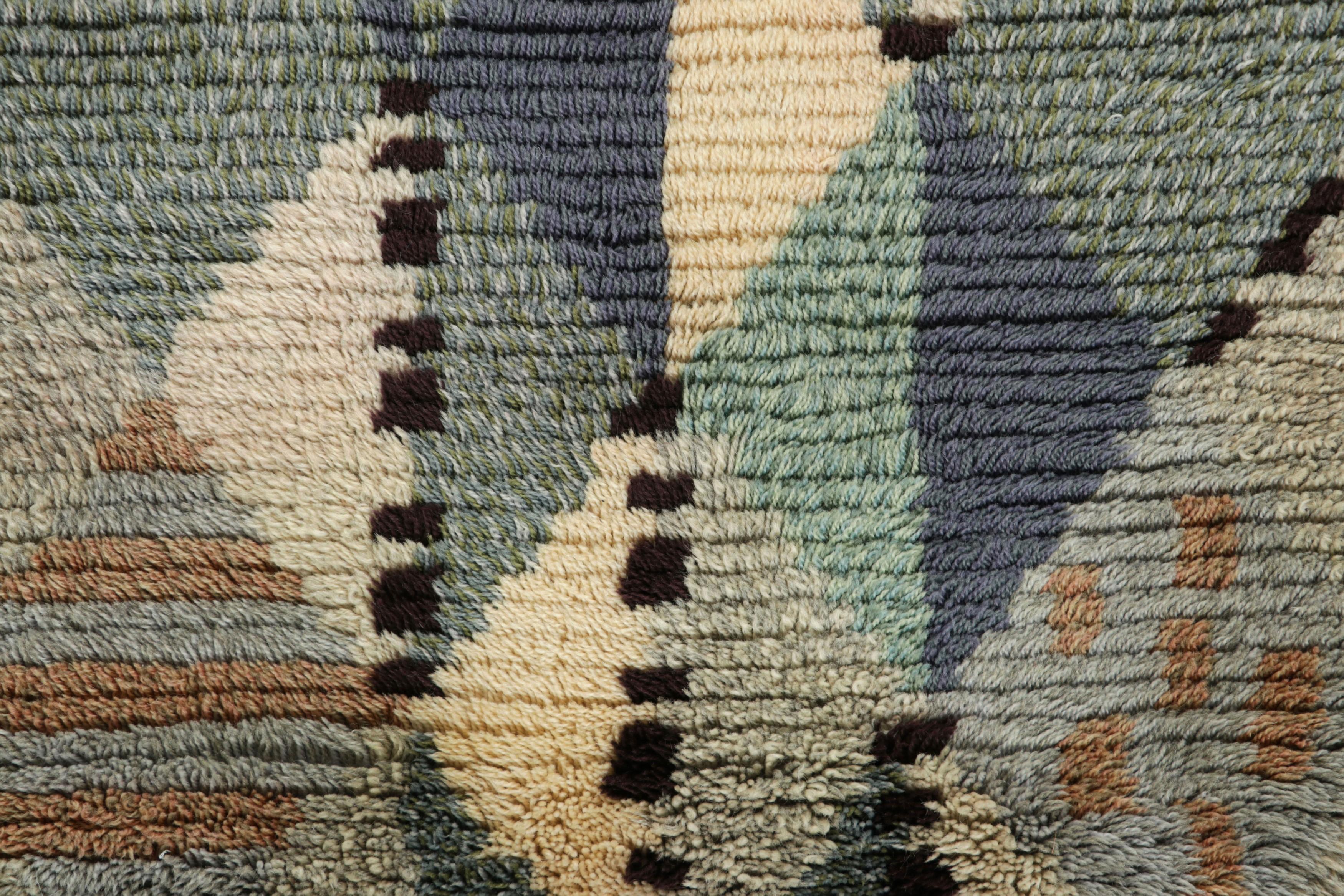Hand-Knotted Vintage Swedish Rya Rug In Green-Beige with Geometric Pattern  Rug & Kilim For Sale