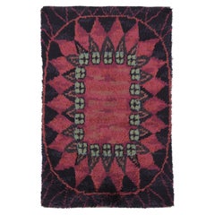 Vintage Swedish Rya Rug, Magenta Starburst Geometric Medallion - Rug & Kilim
