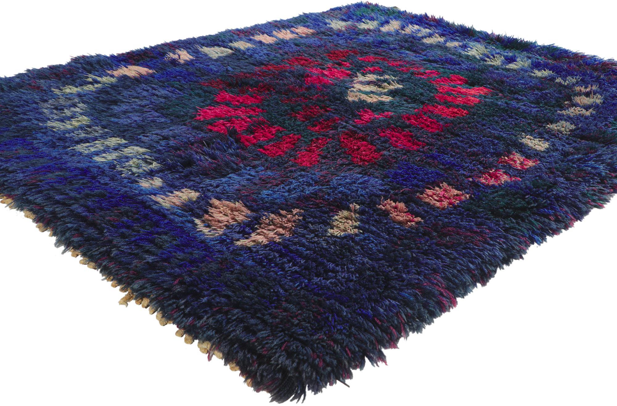 78473 Vintage Swedish Rya Rug by Viola Grasten, 04'03 x 05'03.
Midsommar by Viola Gråsten, NK Textilkammare. A sewn on label at the back.
Abrash.
Hand knotted wool.
Measures: 04'03 x 05'03.
Made in Sweden.
Date: 1940s-1960s. Mid-20th century.